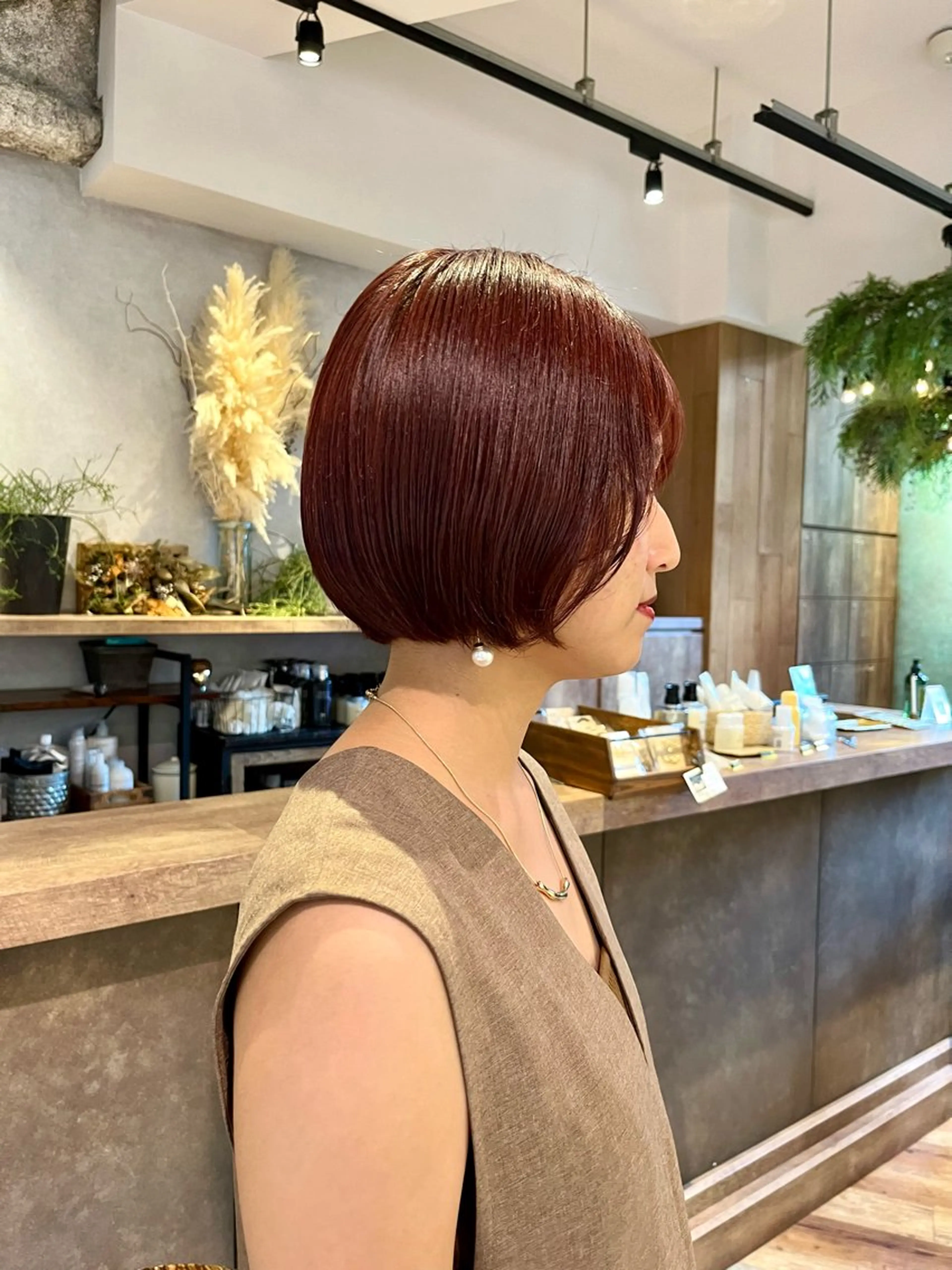 カラー ボルドーカラー ブラウンカラー ヘアカラー トリートメント ヘッドスパ 無料カットモデル募集 /ueno aiのヘアスタイル