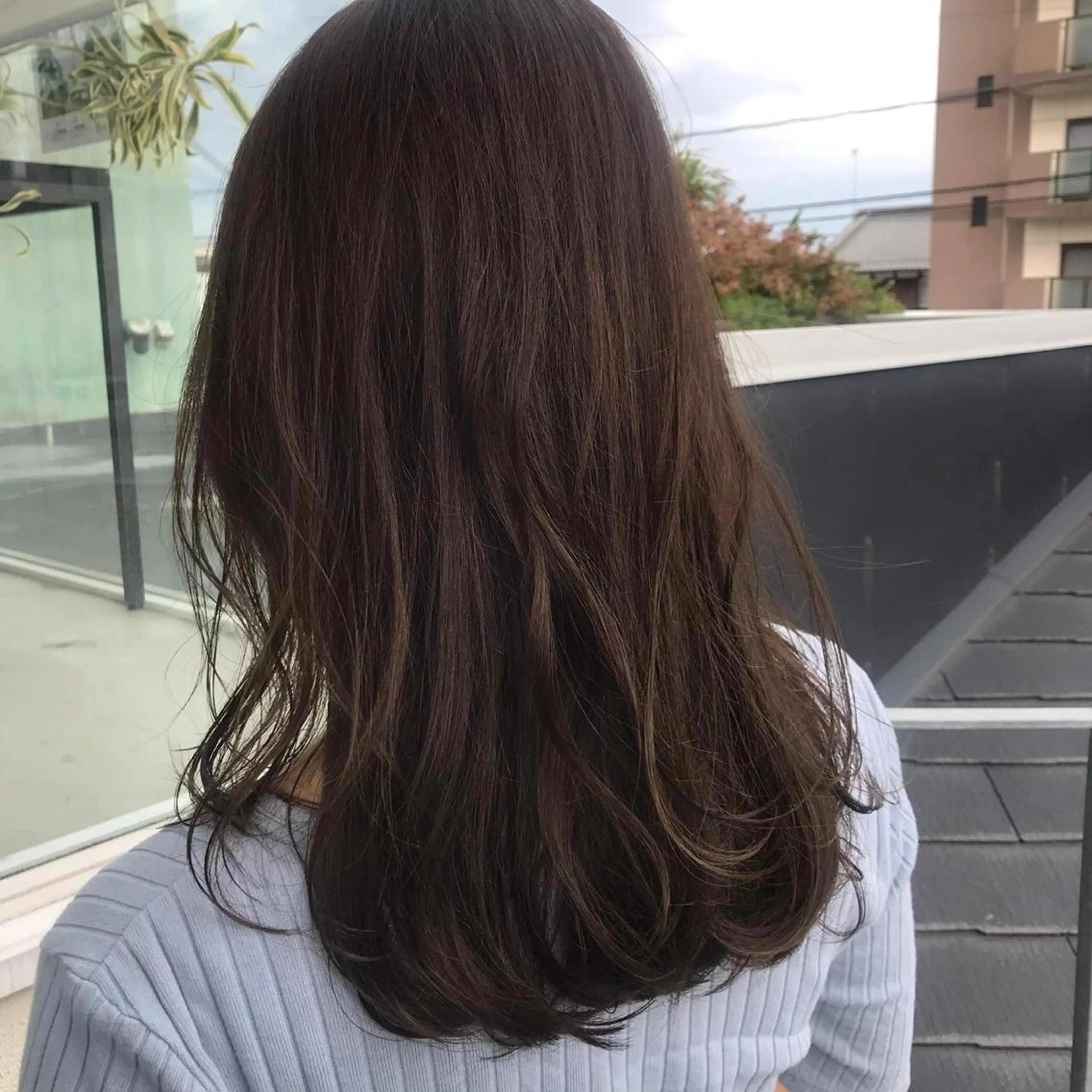 ミディアム カラー カット ヘアカラー トリートメント 長崎 洋平のヘアスタイル