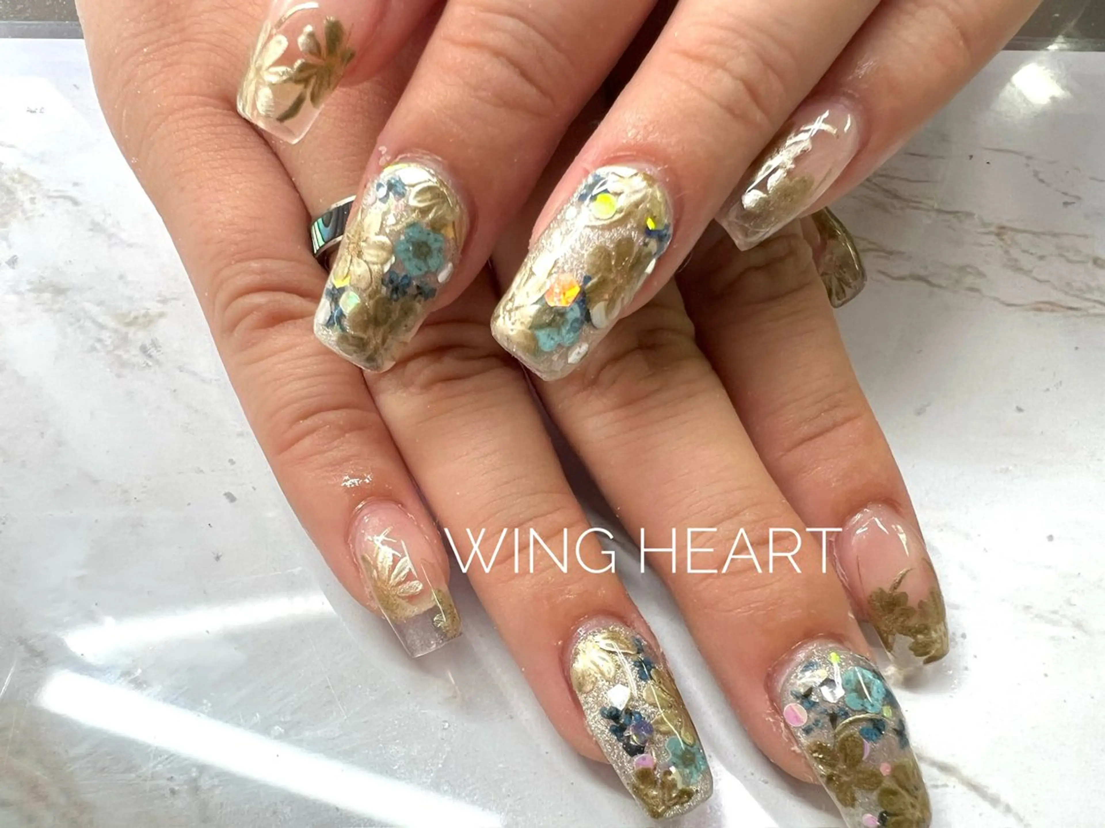 ネイル I. AYUMIのネイルデザイン