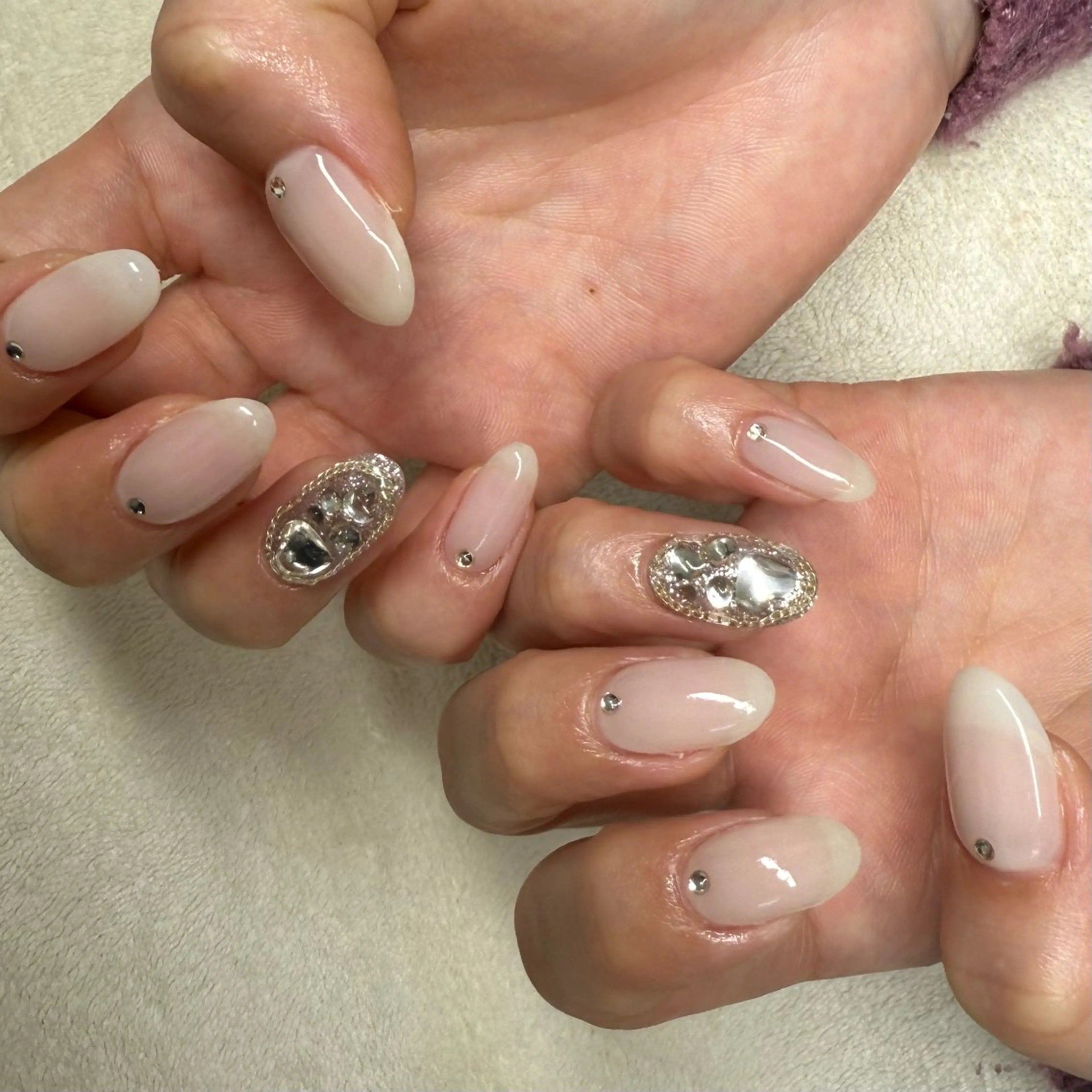 ネイル 鈴木 彩加のマツエク・マツパデザイン