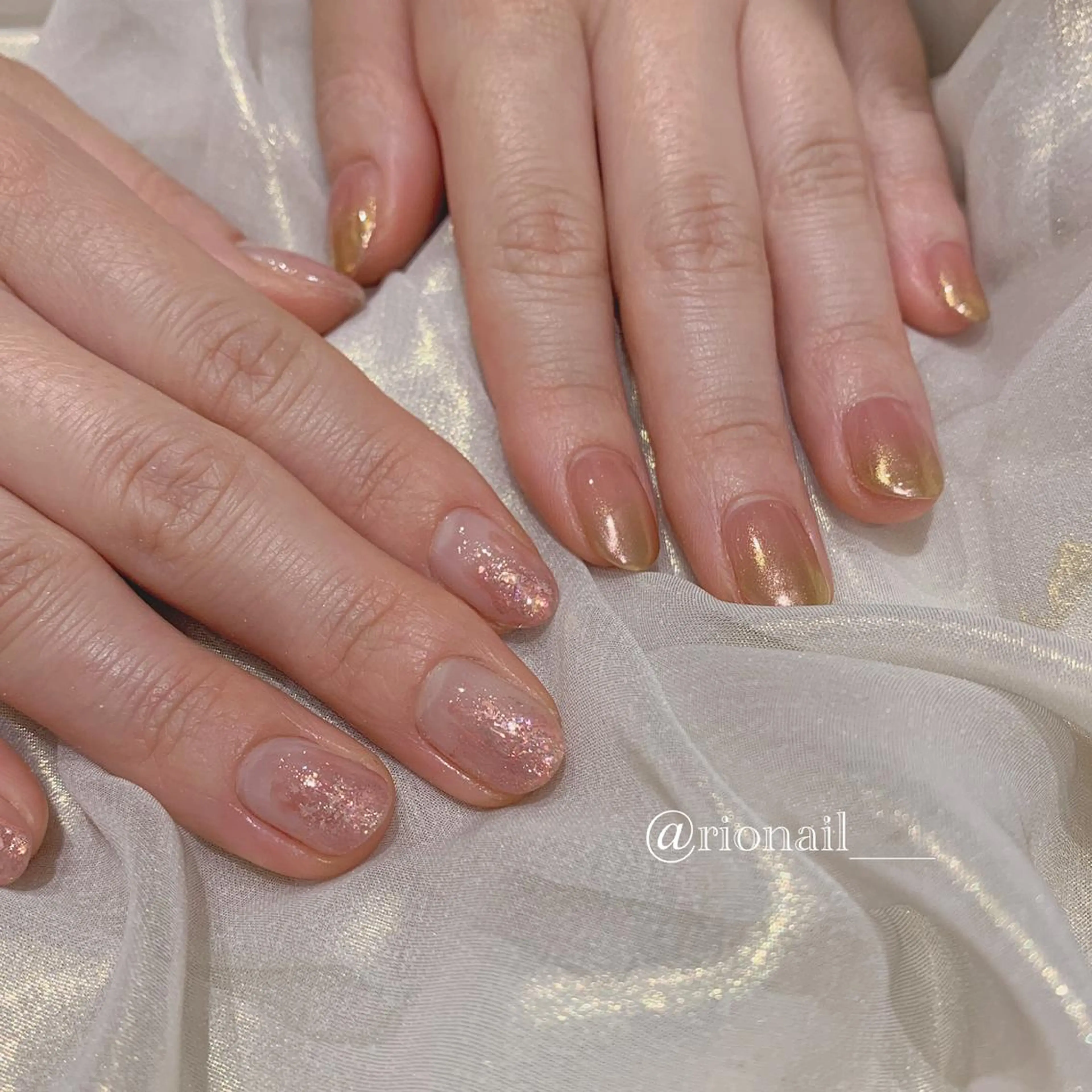 ネイル アートネイル ハンドネイル 𝘙𝘪𝘰𝘯𝘢 ...🕯🤍のネイルデザイン