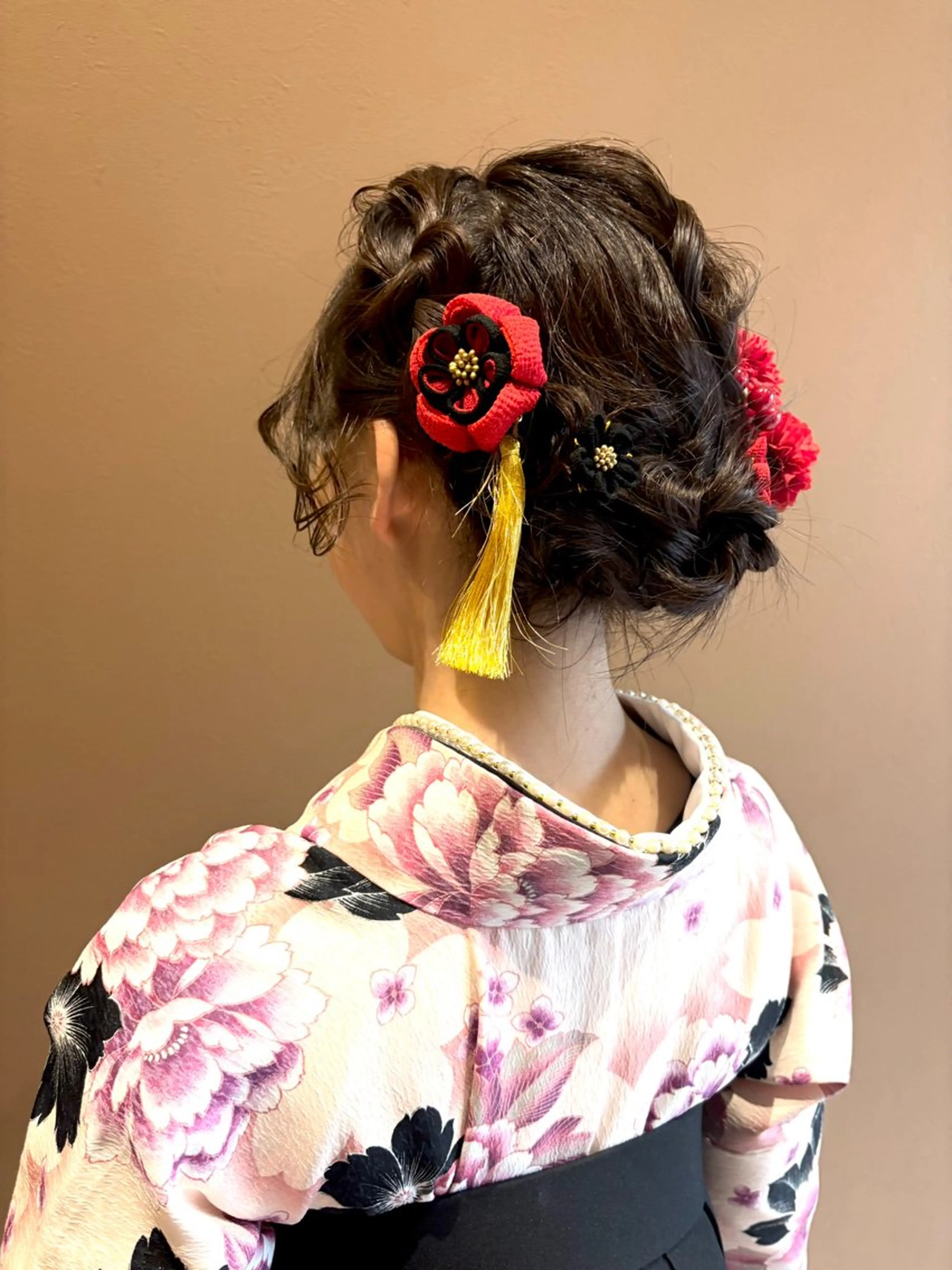 ヘアアレンジ 着物ヘア HIQU ROOM 💫yuka.のヘアスタイル