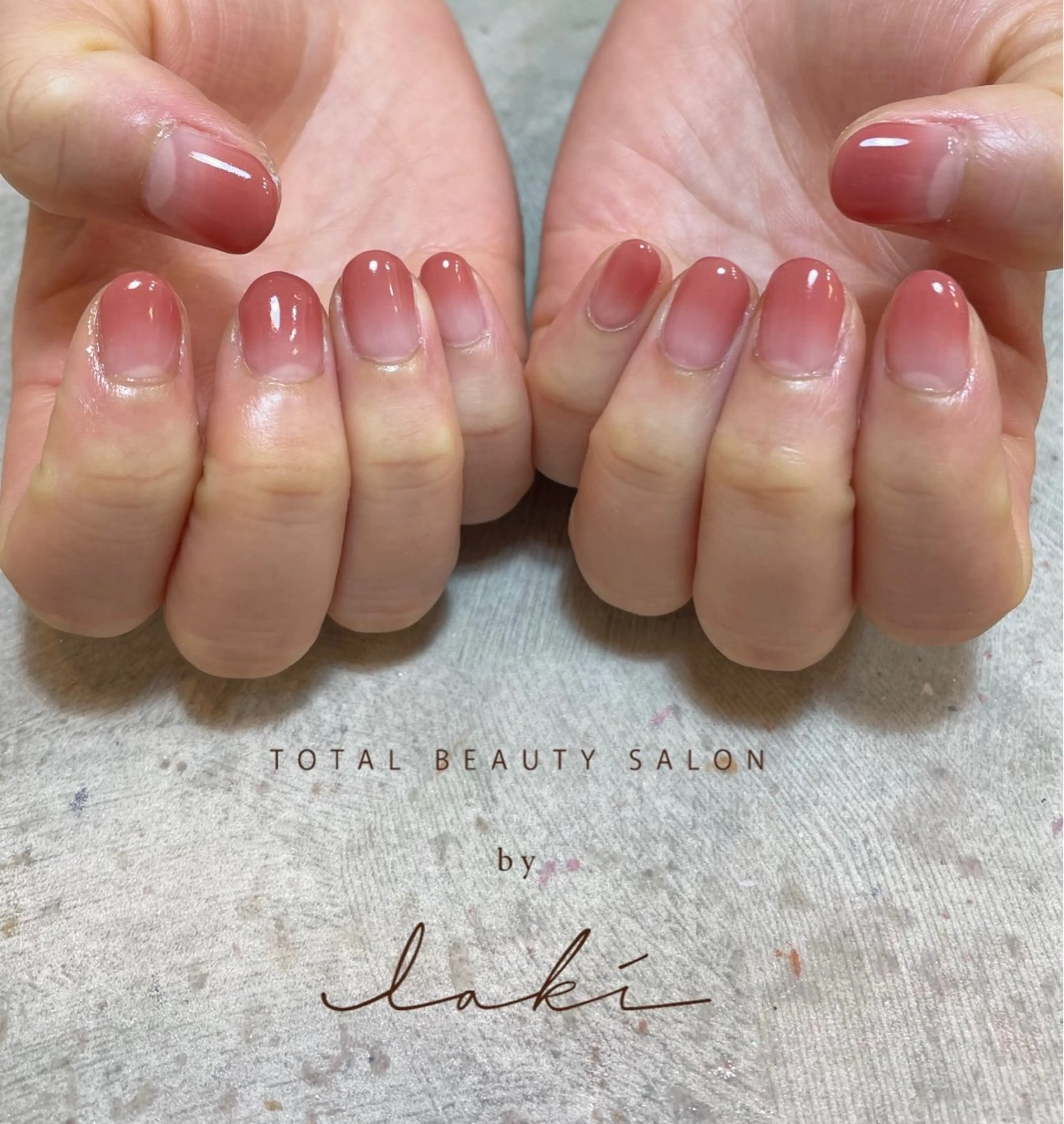 オフあり🫧グラデーション✨✨の写真