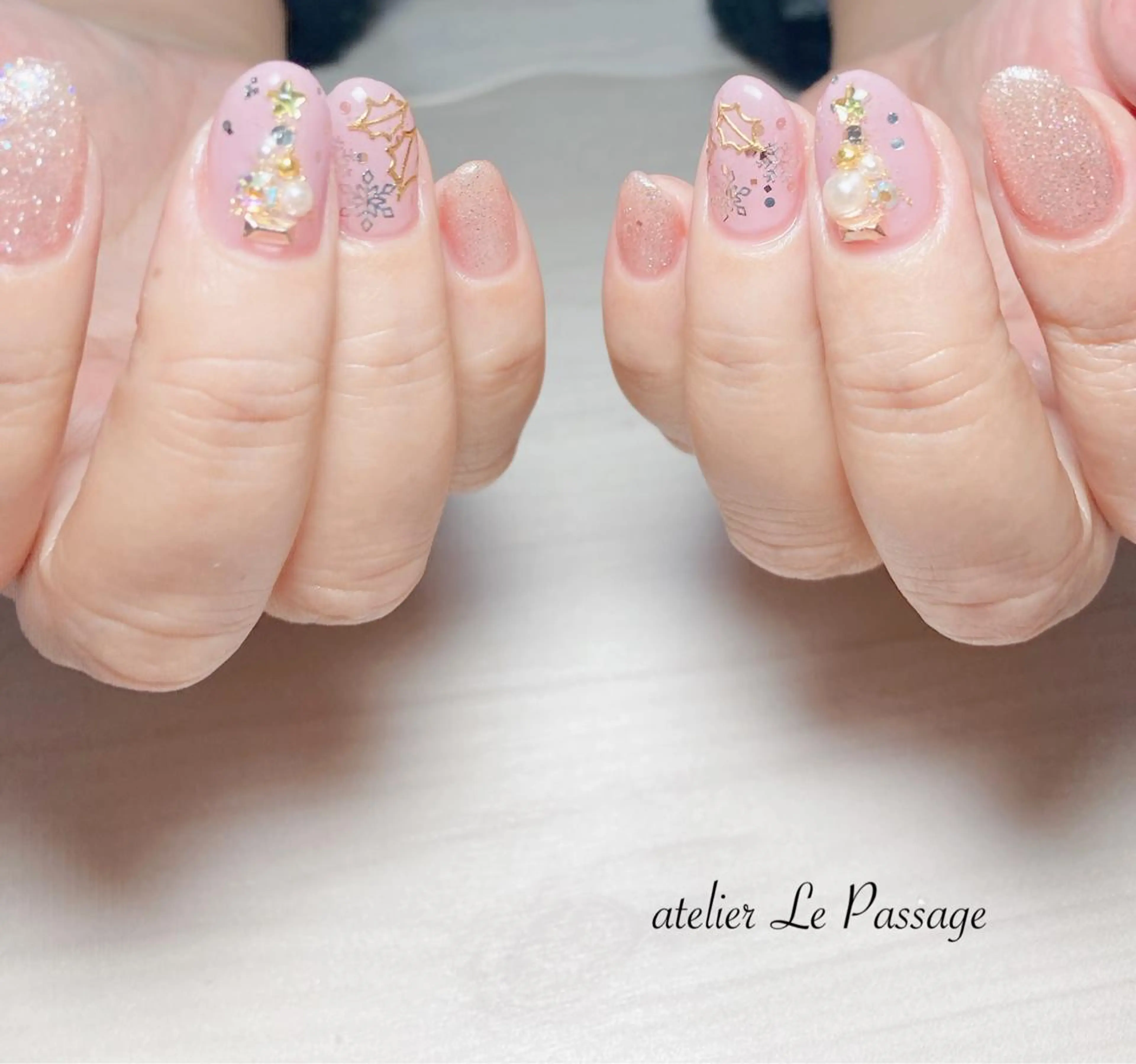 ネイル ジェルネイル キラキラネイル ラメ(グリッター) ニュアンスネイル オフィスネイル h nakatsukaのネイルデザイン