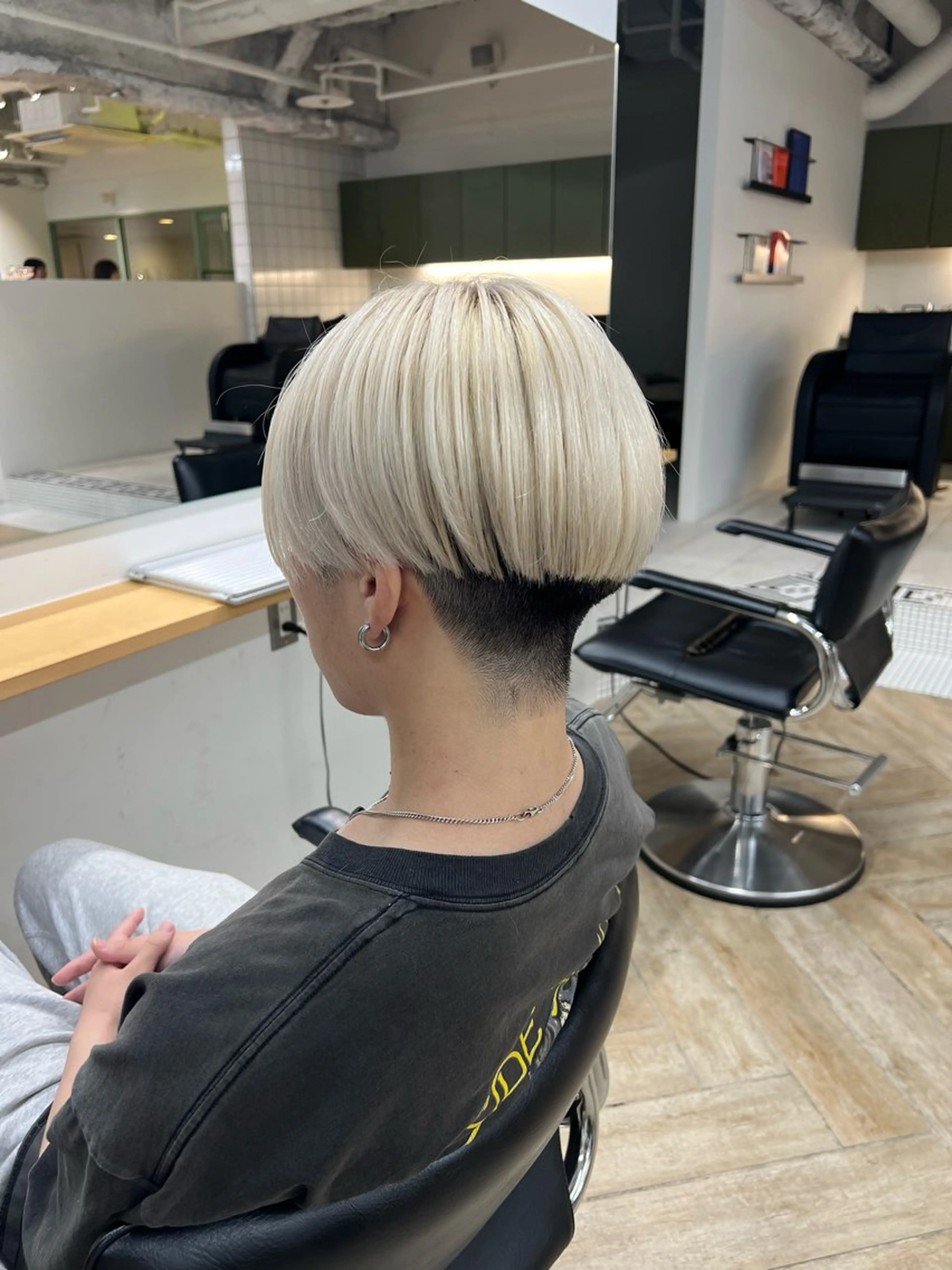 カラー メンズ カット ヘアカラー トリートメント ベージュ/髪質改善 新潟/万代/井上佑のヘアスタイル