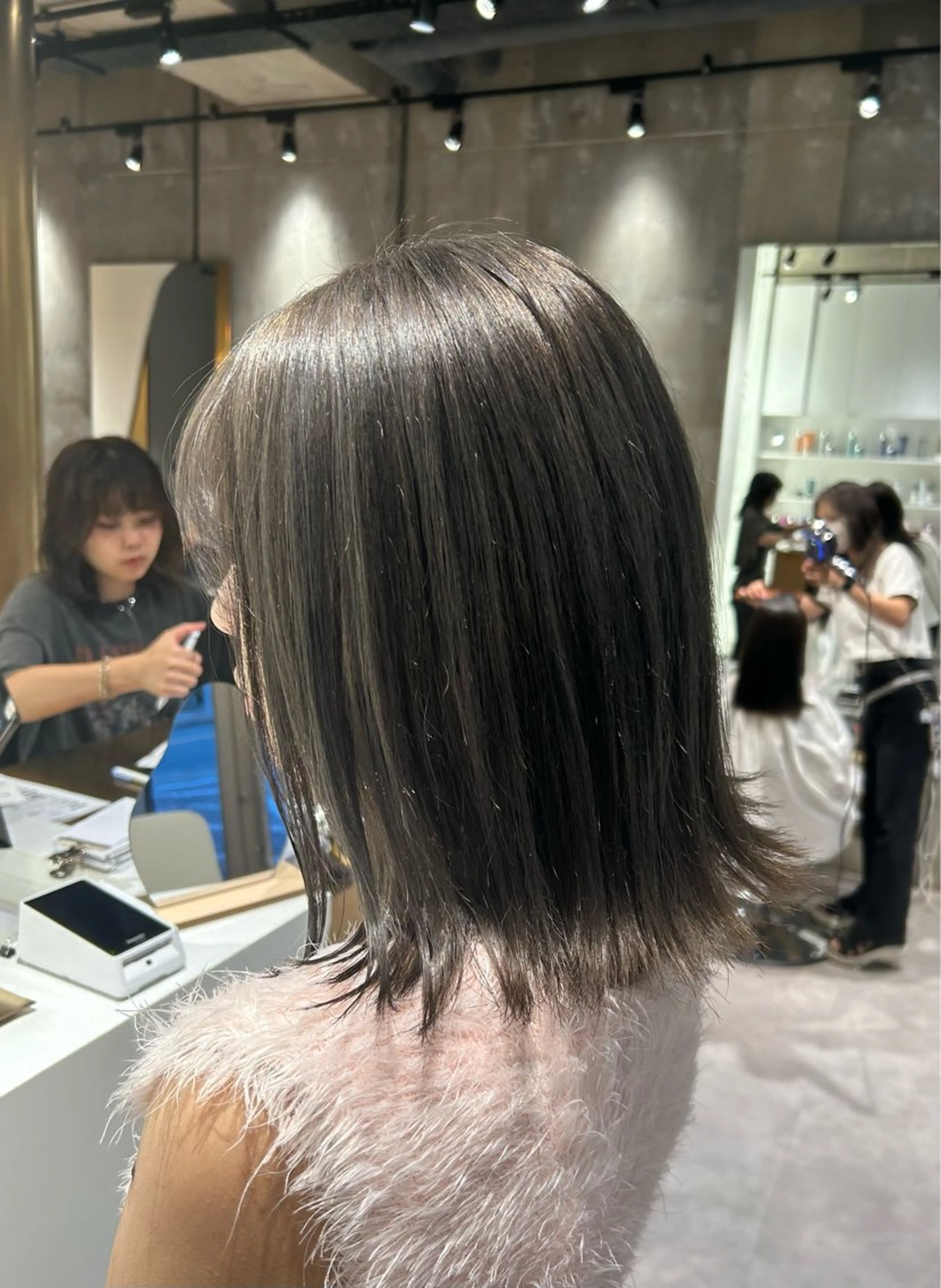 ミディアム カラー 透明感カラー グレージュ 無料ショートモデル 募集✔️SEIYAのヘアスタイル