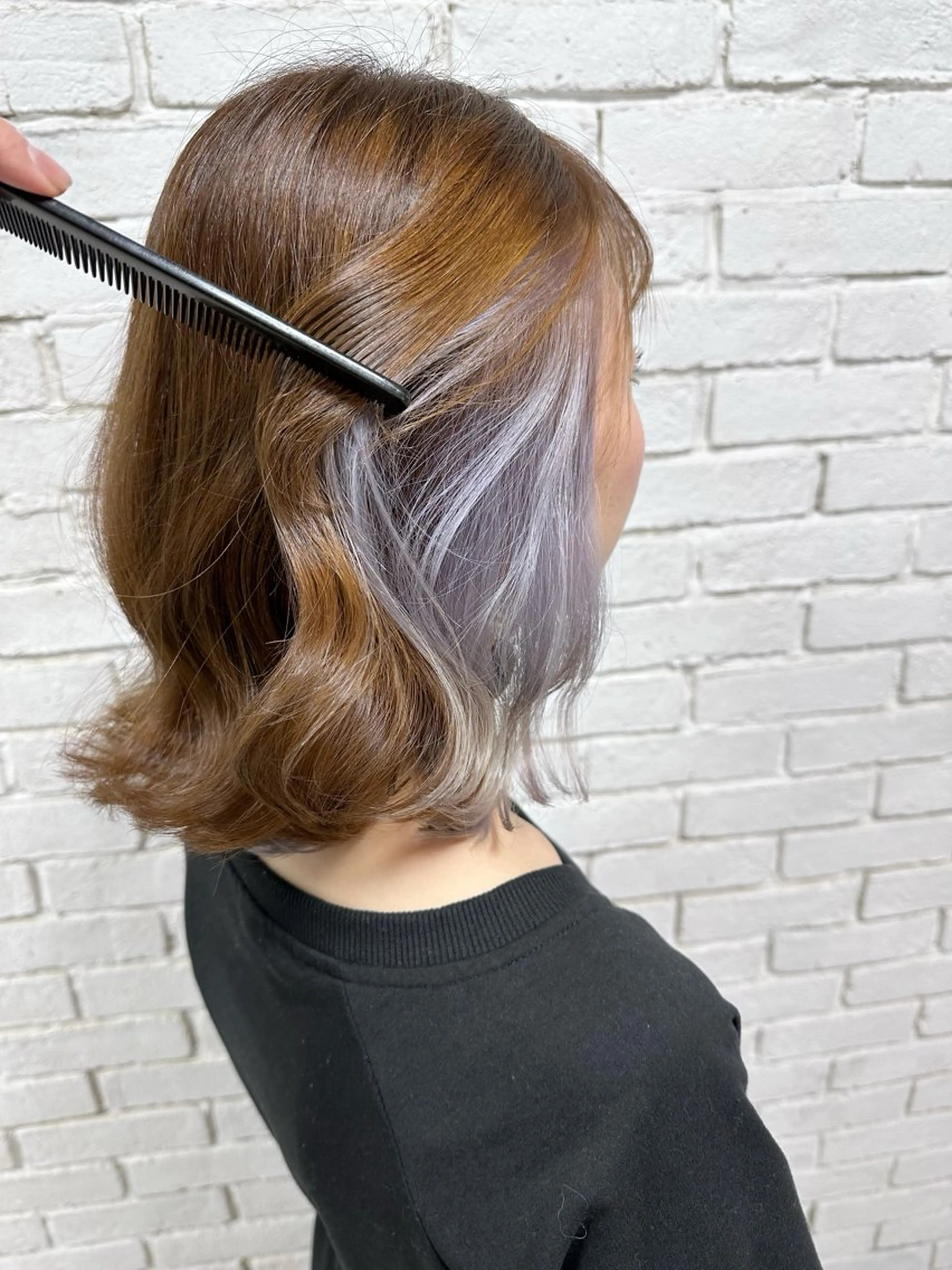 ミディアム カラー アッシュ シルバー シルバーアッシュ レイヤーブリーチ特化 ホワイト専門/岸のヘアスタイル