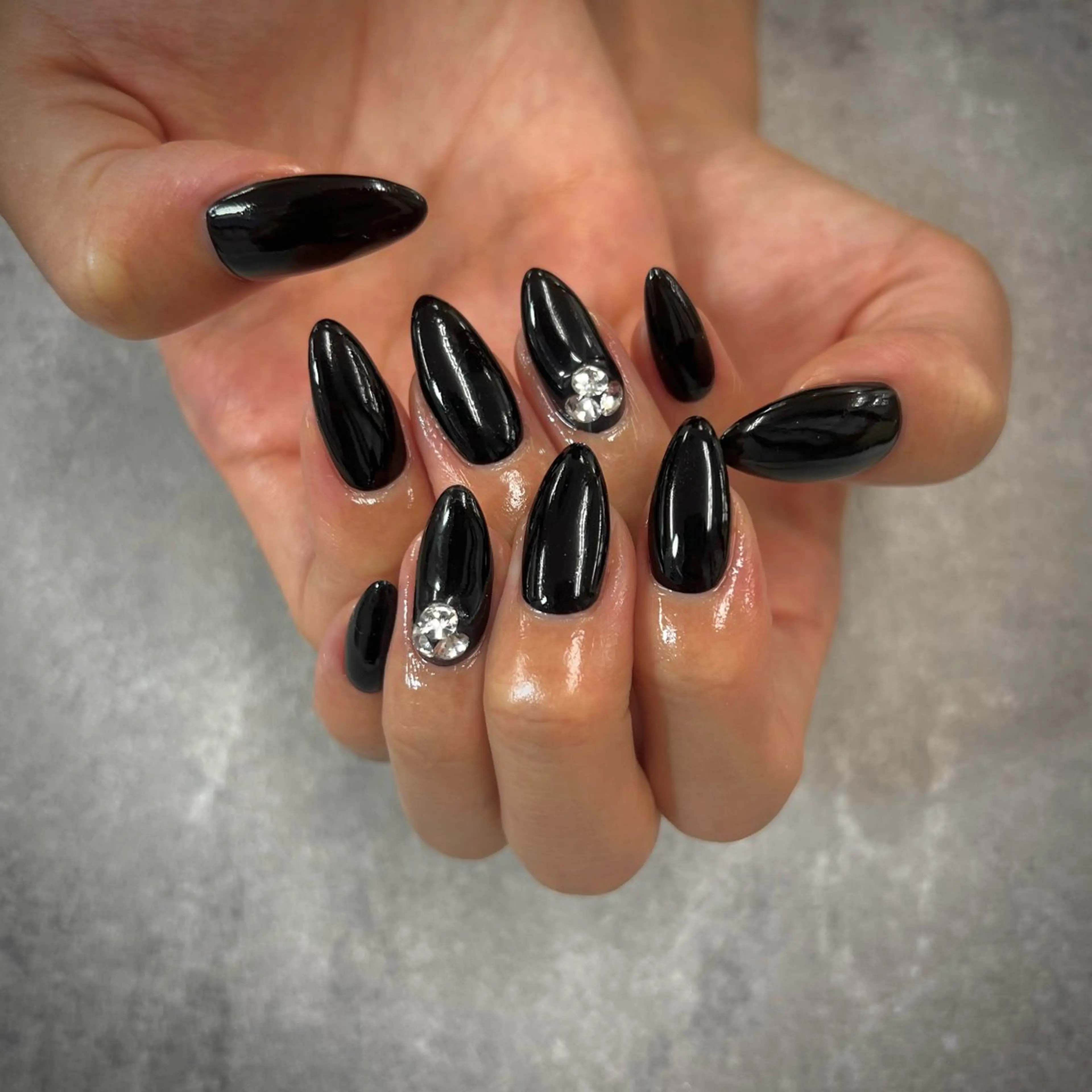 ネイル フットネイル フレンチネイル グラデーション キラキラネイル 韓国ネイル ハンドネイル YAGAWA NAOのネイルデザイン