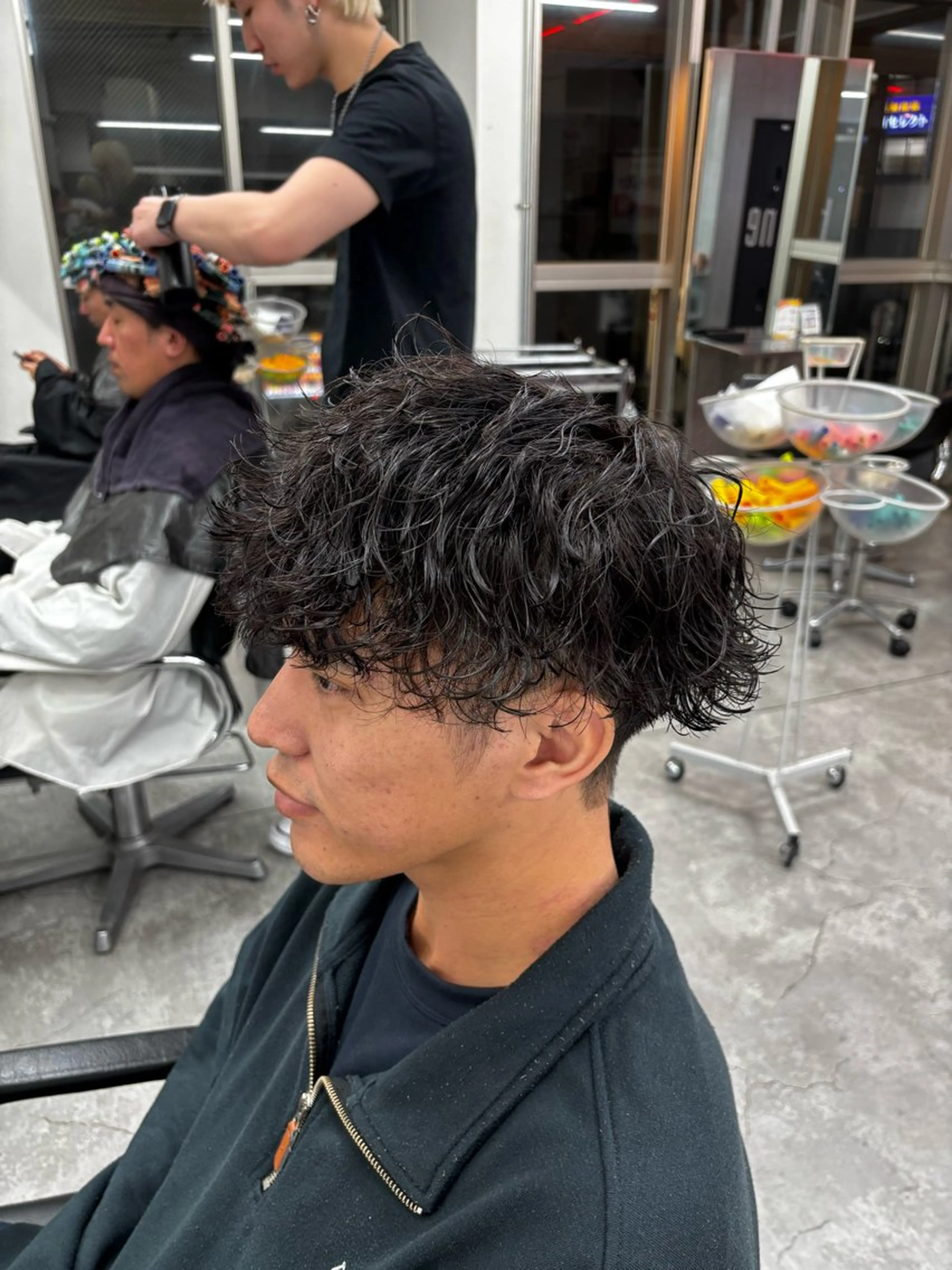 パーマ メンズ カット パーマ メンズ特化✨️ 韓国風パーマ🔥一八のヘアスタイル