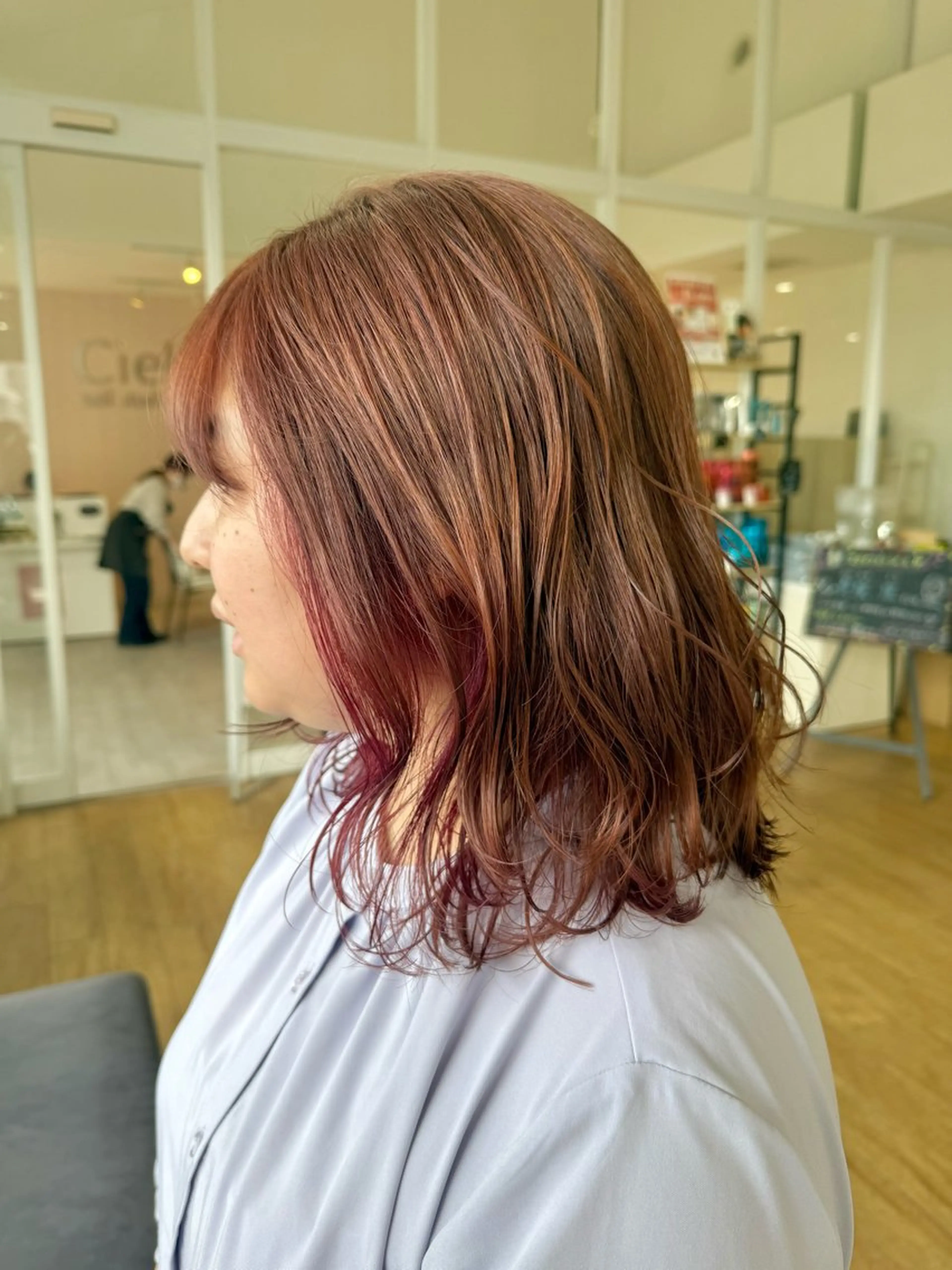 ミディアム カラー ヘアアレンジ ピンクカラー カット ヘアカラー 鹿児島 聖来のヘアスタイル