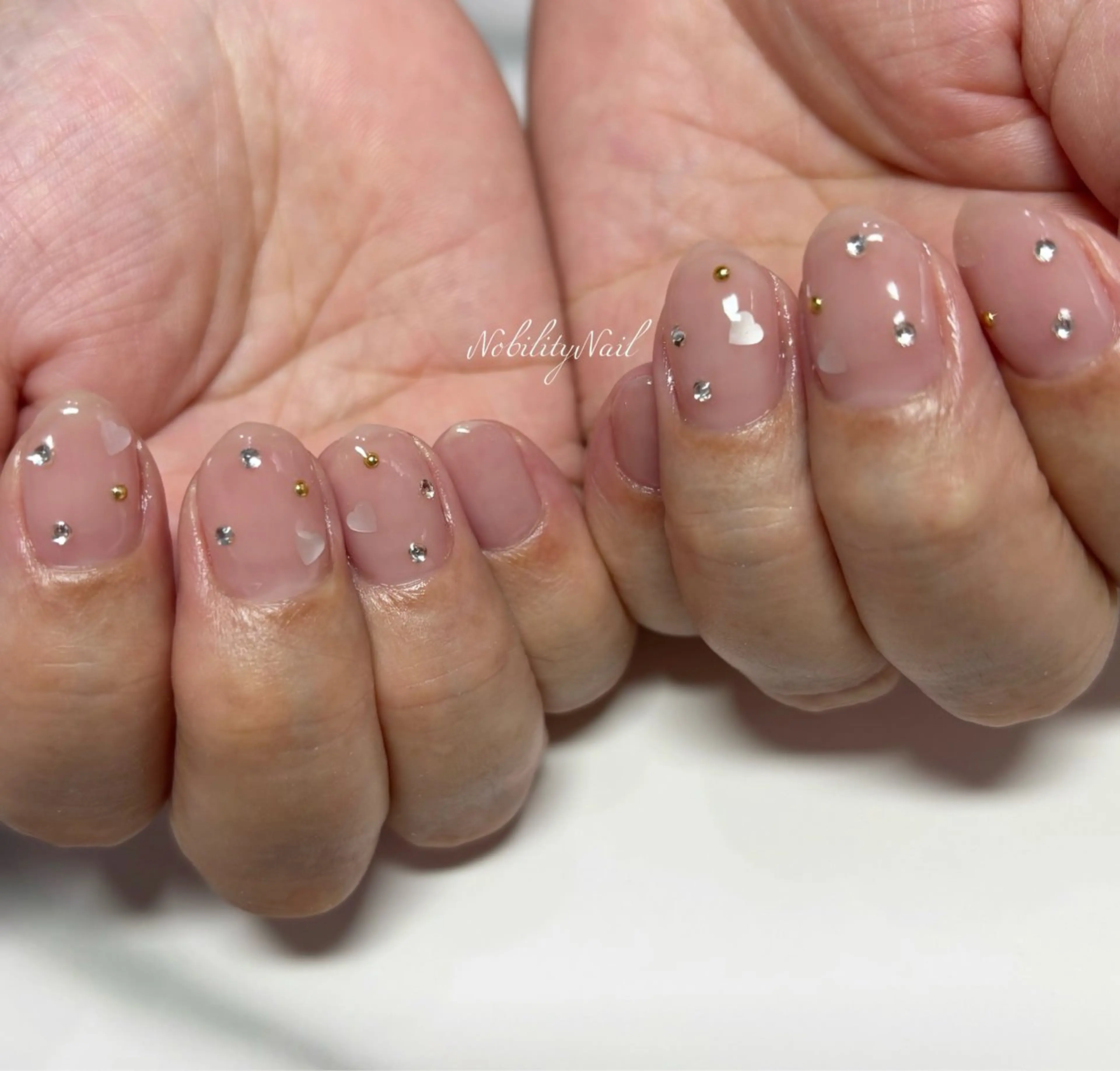 ネイル ハート ラメ(グリッター) ストーンネイル ネイルサロンNobilityNail所属・風口 麻由子のネイルデザイン