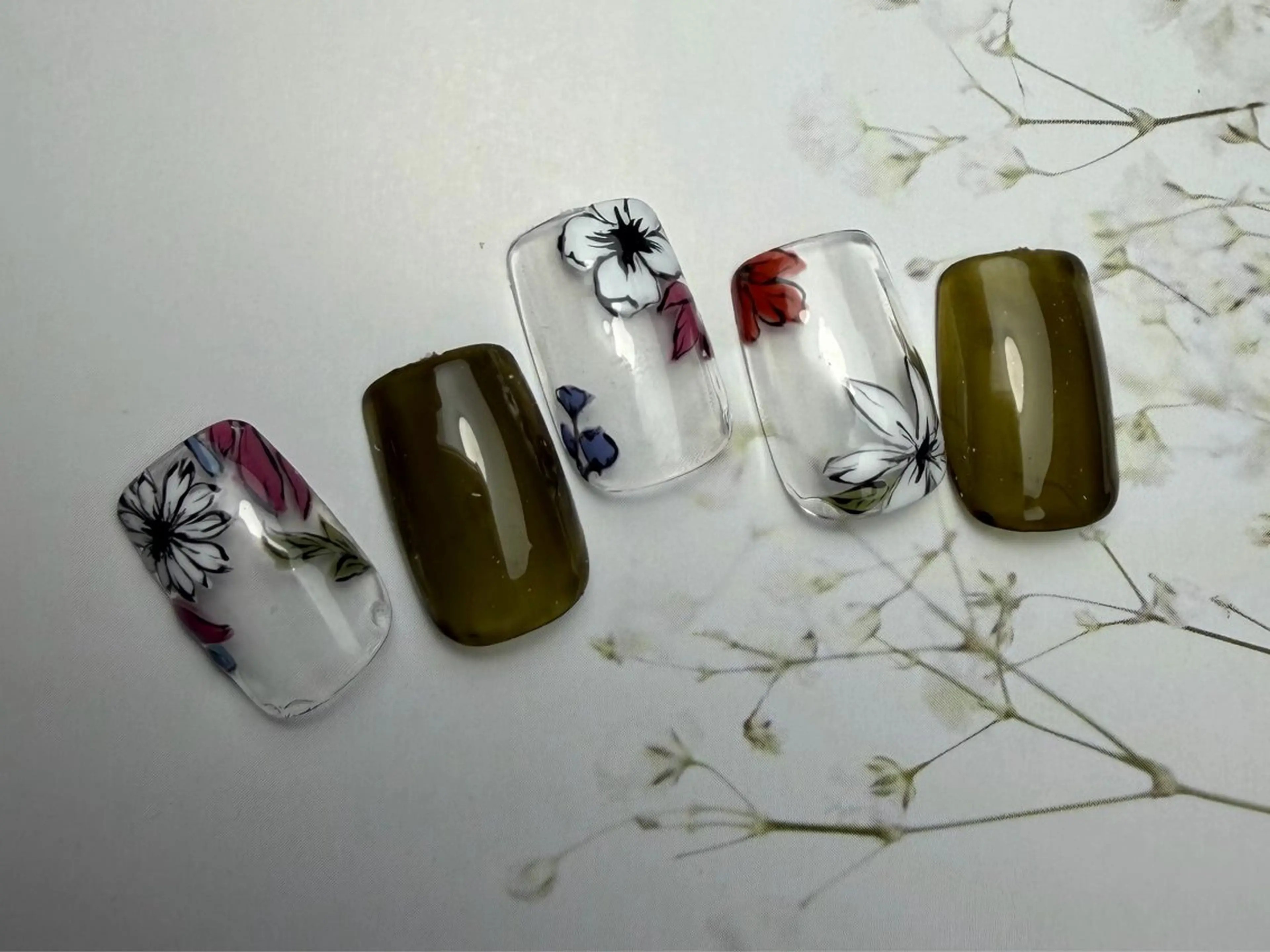 ネイル Nail mood デザイン持ち込みokのネイルデザイン