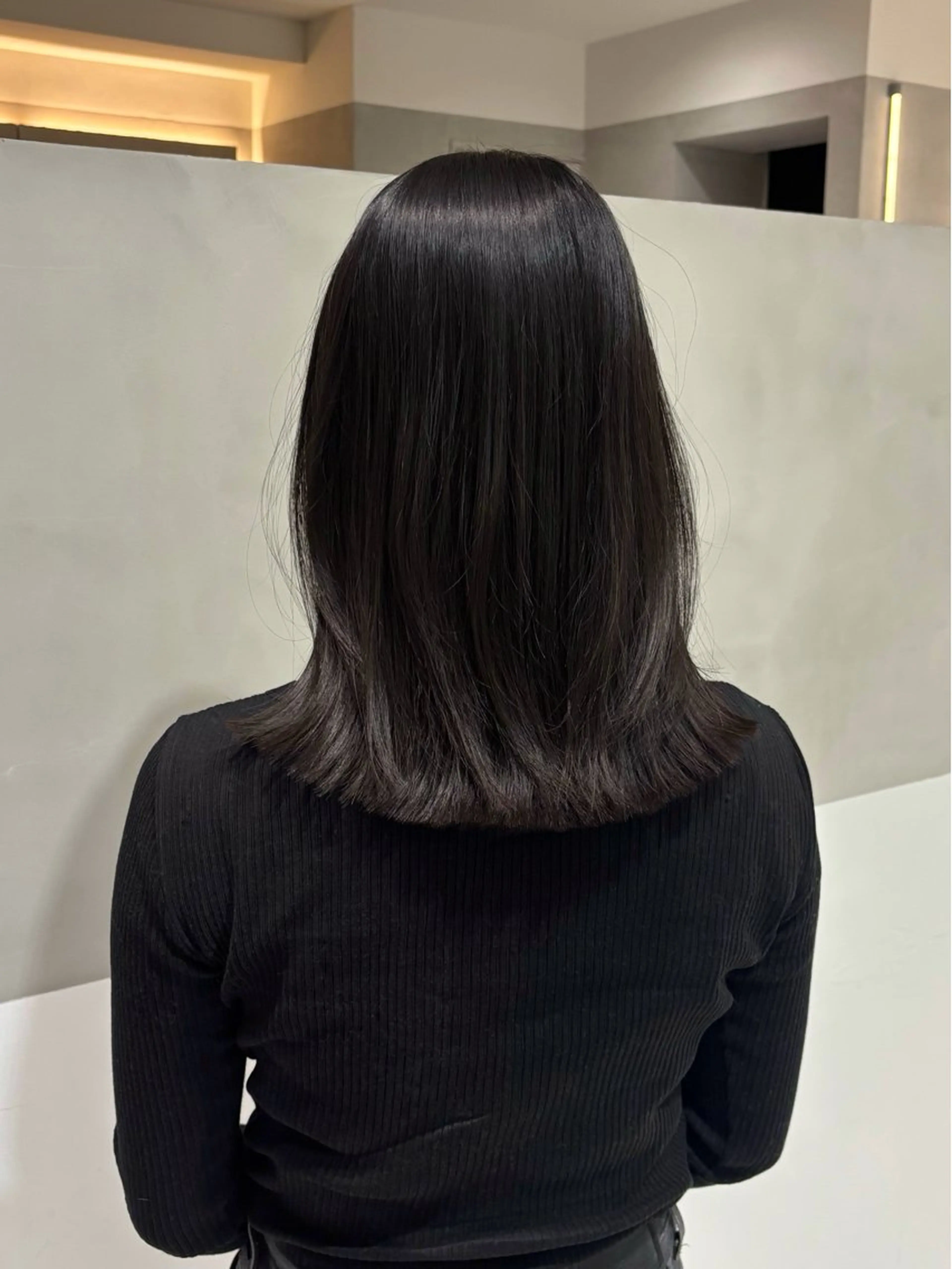 ミディアム レイヤーカット カット 艶感/ナチュラル 🩵amiのヘアスタイル