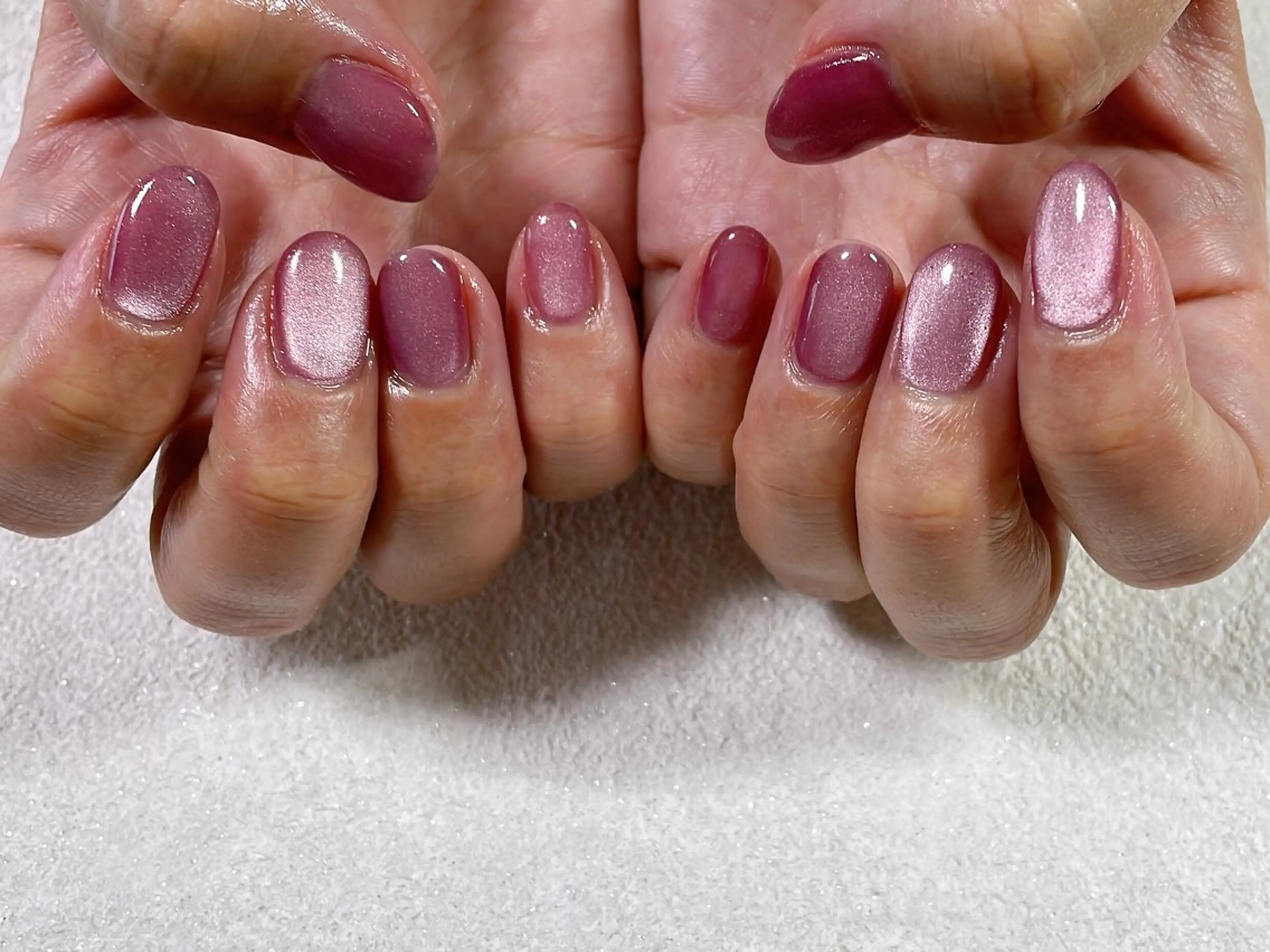 ネイル オーロラネイル フットネイル フレンチネイル ジェルネイル 韓国ネイル ハンドネイル kiki nail &brow二子玉川の眉毛・アイブロウイメージ