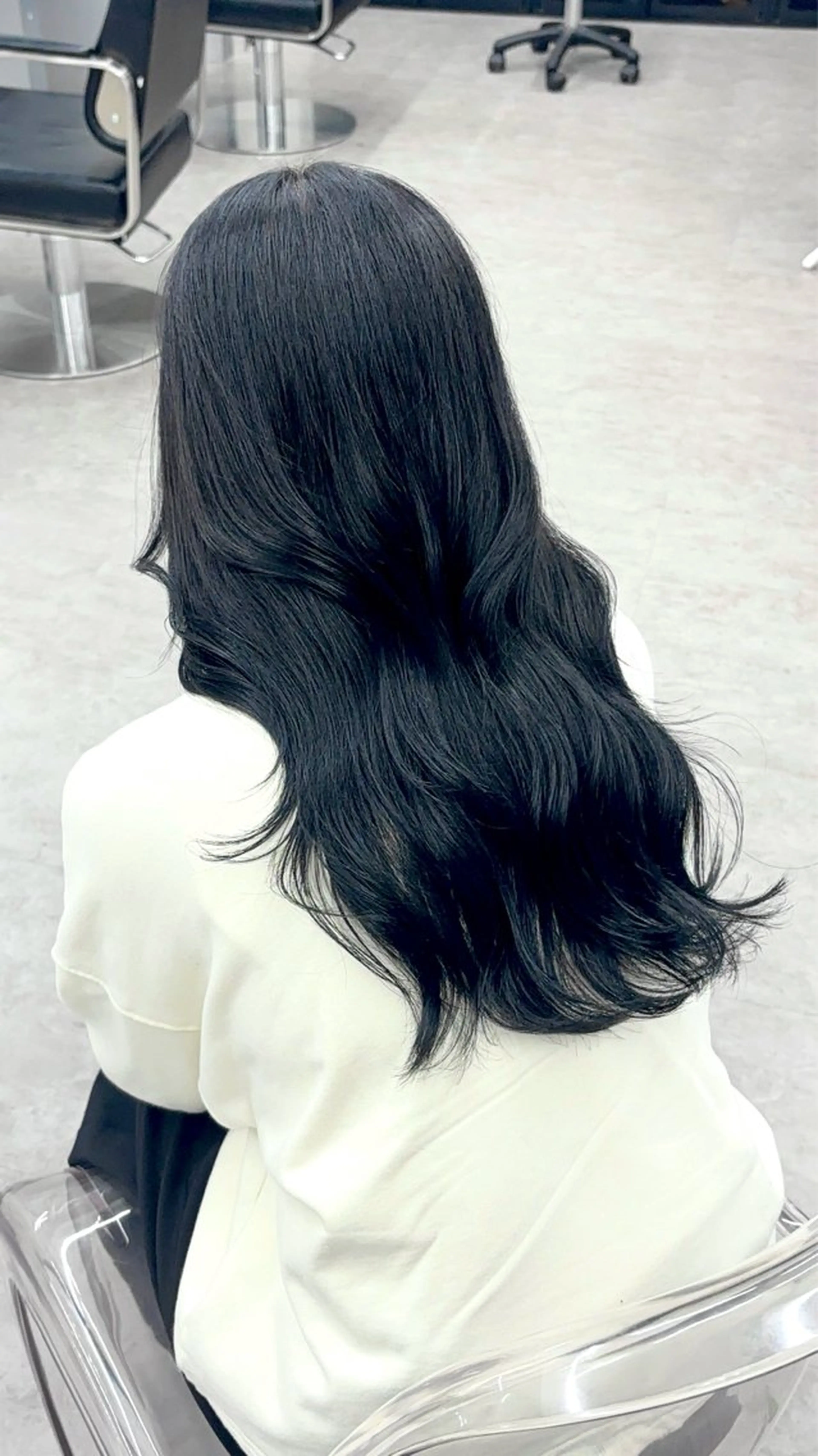 セミロング 長谷川 日南のヘアスタイル