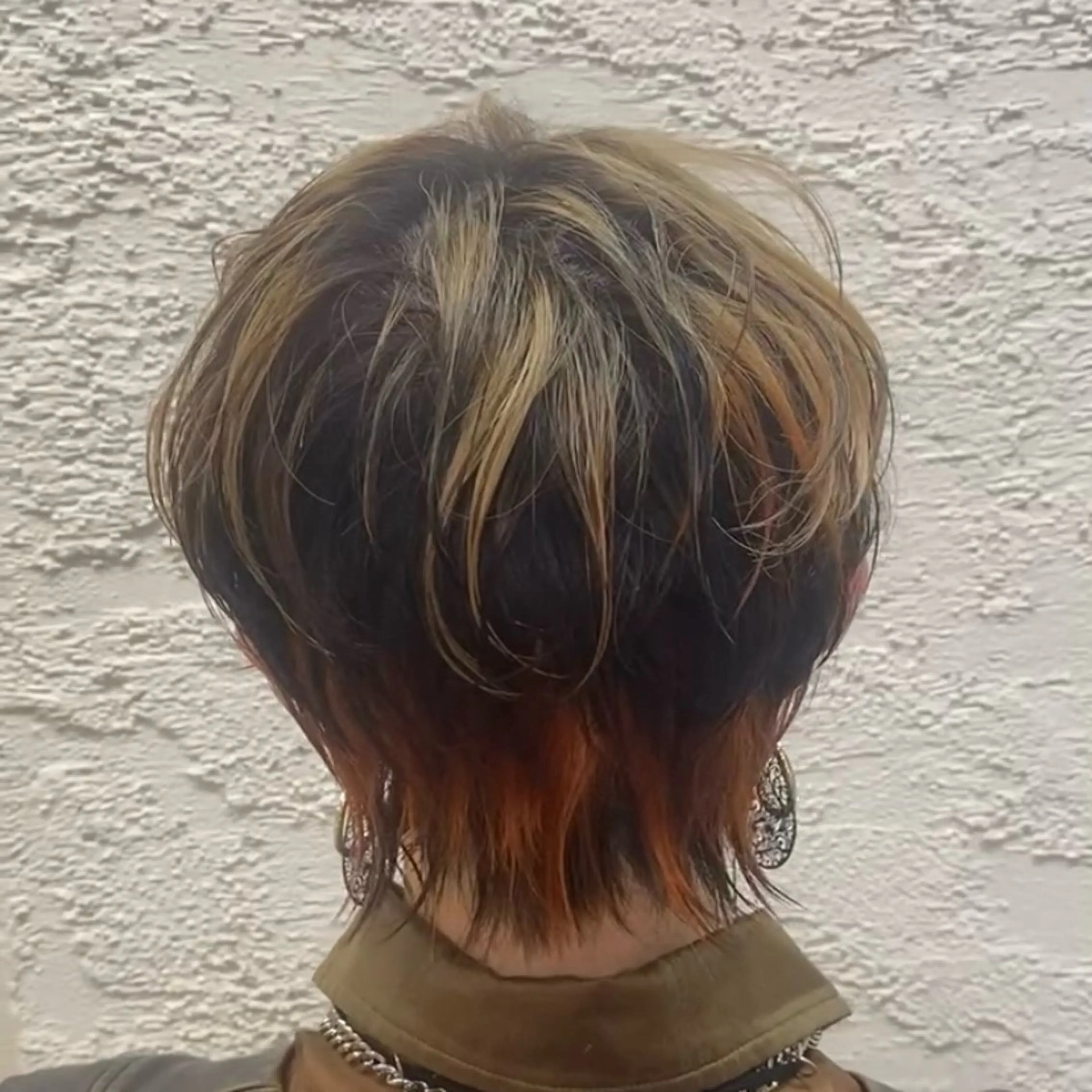 ショート カット ヘアカラー トリートメント ハイトーン/レイヤー カット/TAKEのヘアスタイル