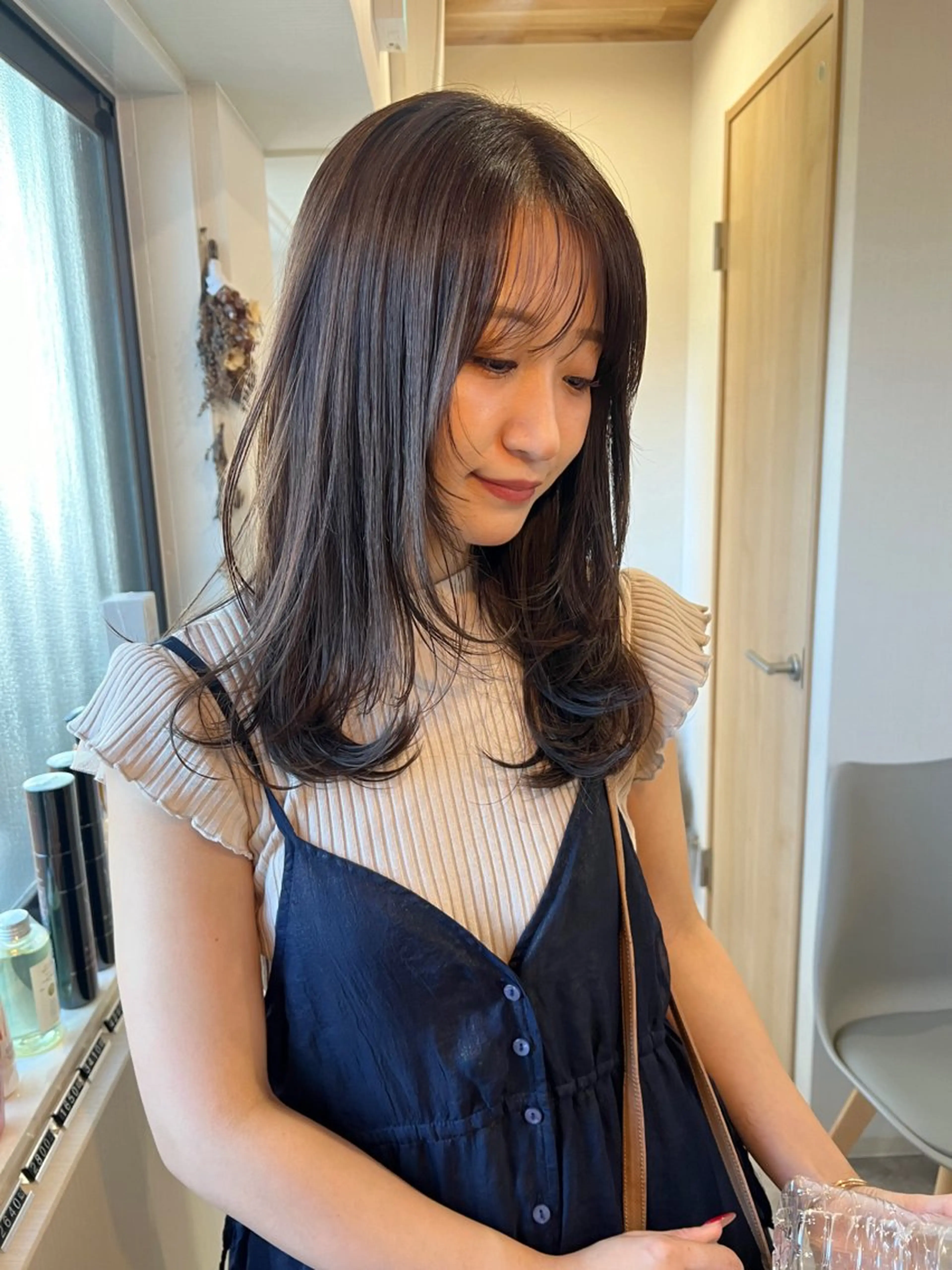 セミロング カラー アッシュ アッシュグレー アッシュグレージュ 透明感カラー グレージュ カット ヘアカラー トリートメント トレンドと似合わせ/ マンツーマン/西上楓のヘアスタイル