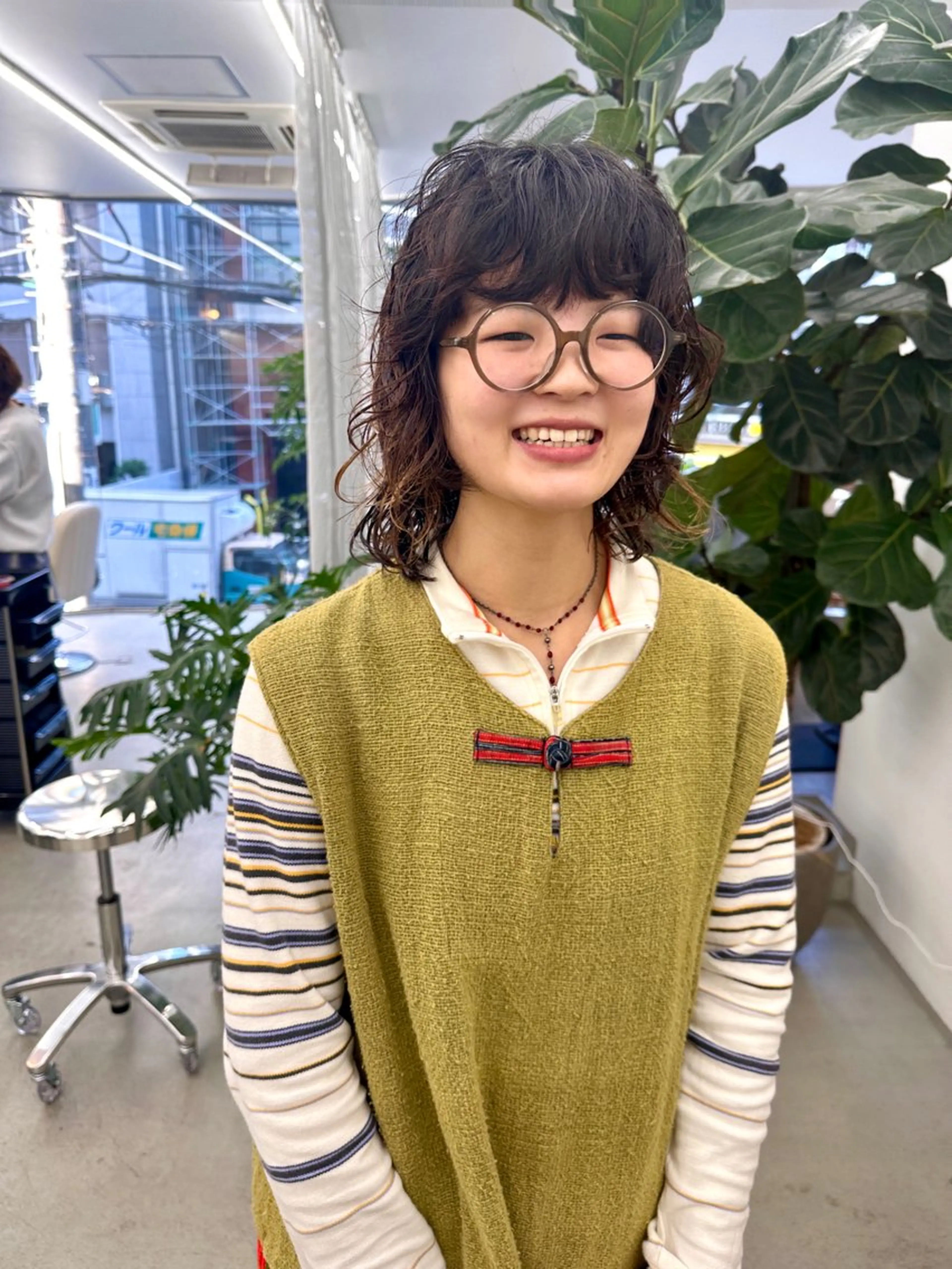 ミディアム パーマ ミディアムパーマ ウルフカット カット パーマ トリートメント ボブ/レイヤー/ケア パーマ/リュウタのヘアスタイル