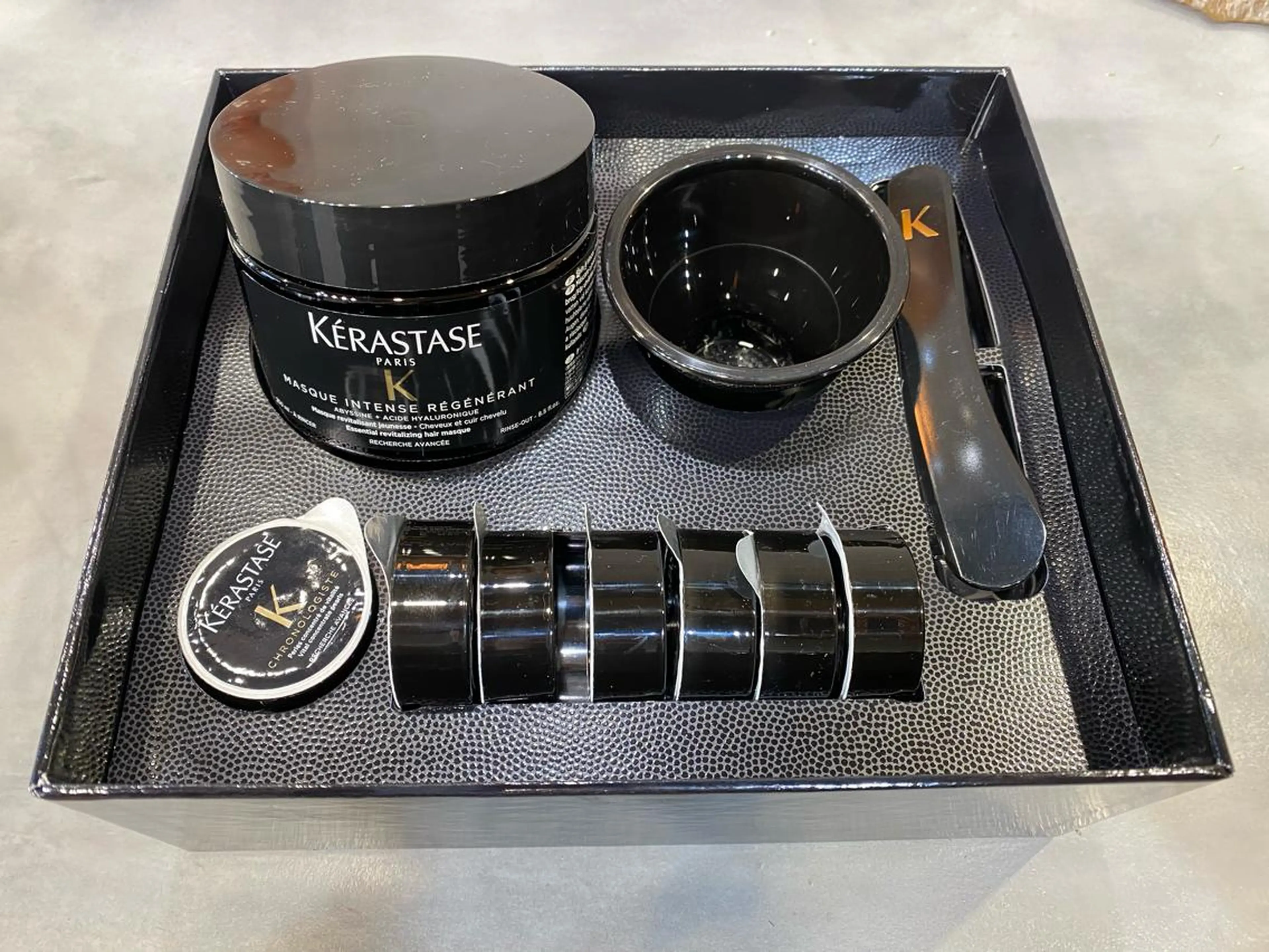 ロング 神パーマ＆ツヤ髪 黒田ダイのヘアスタイル