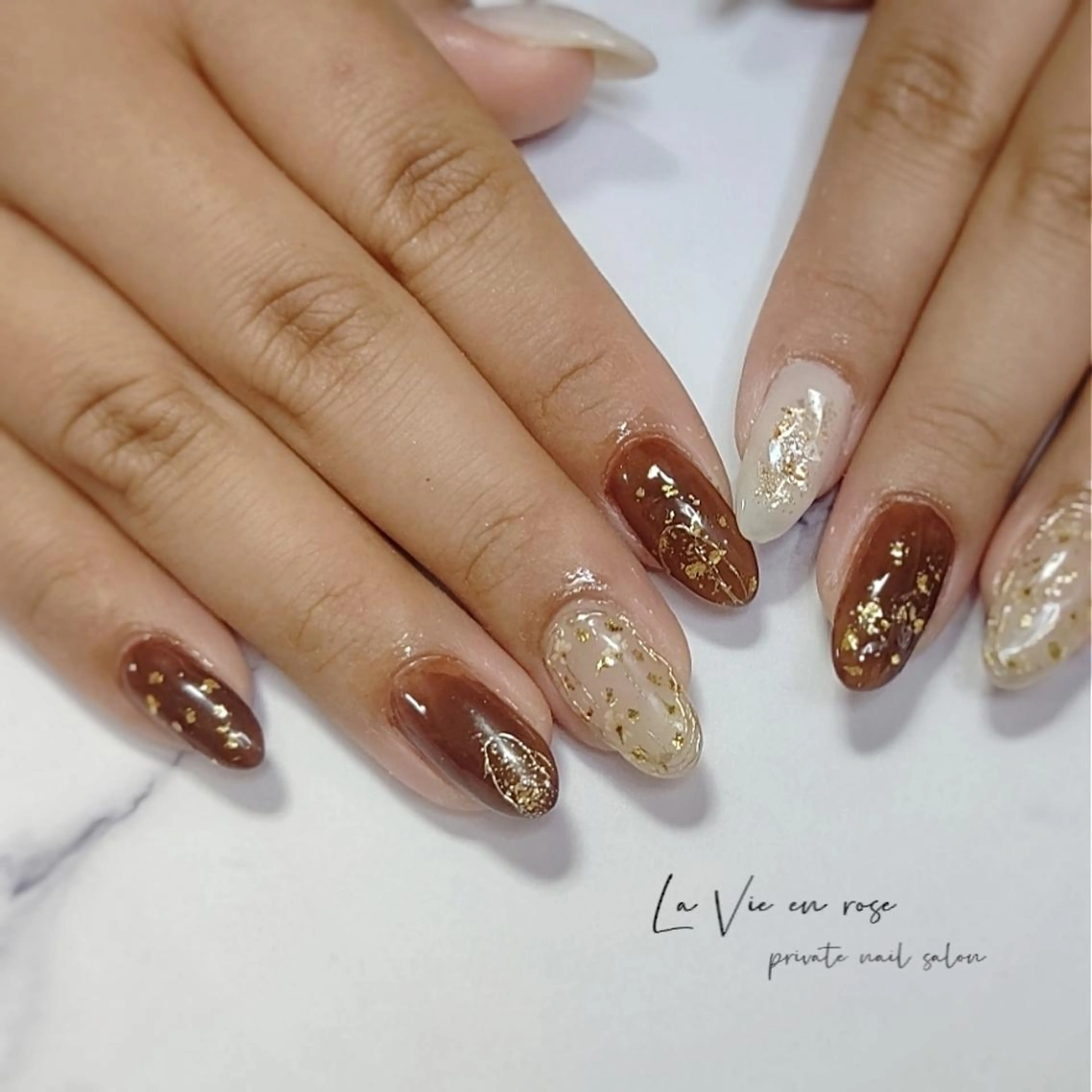 ネイル ラヴィアン ローズのネイルデザイン