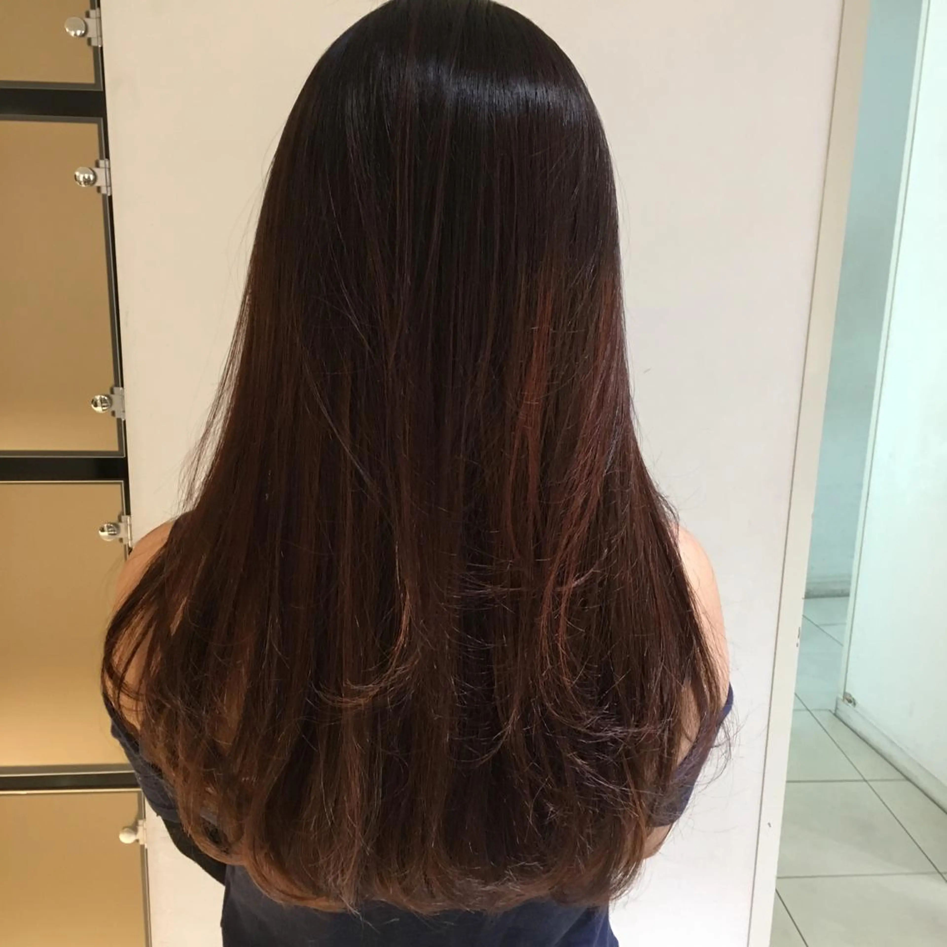 ロング 艶髪 森田/嵩士のヘアスタイル