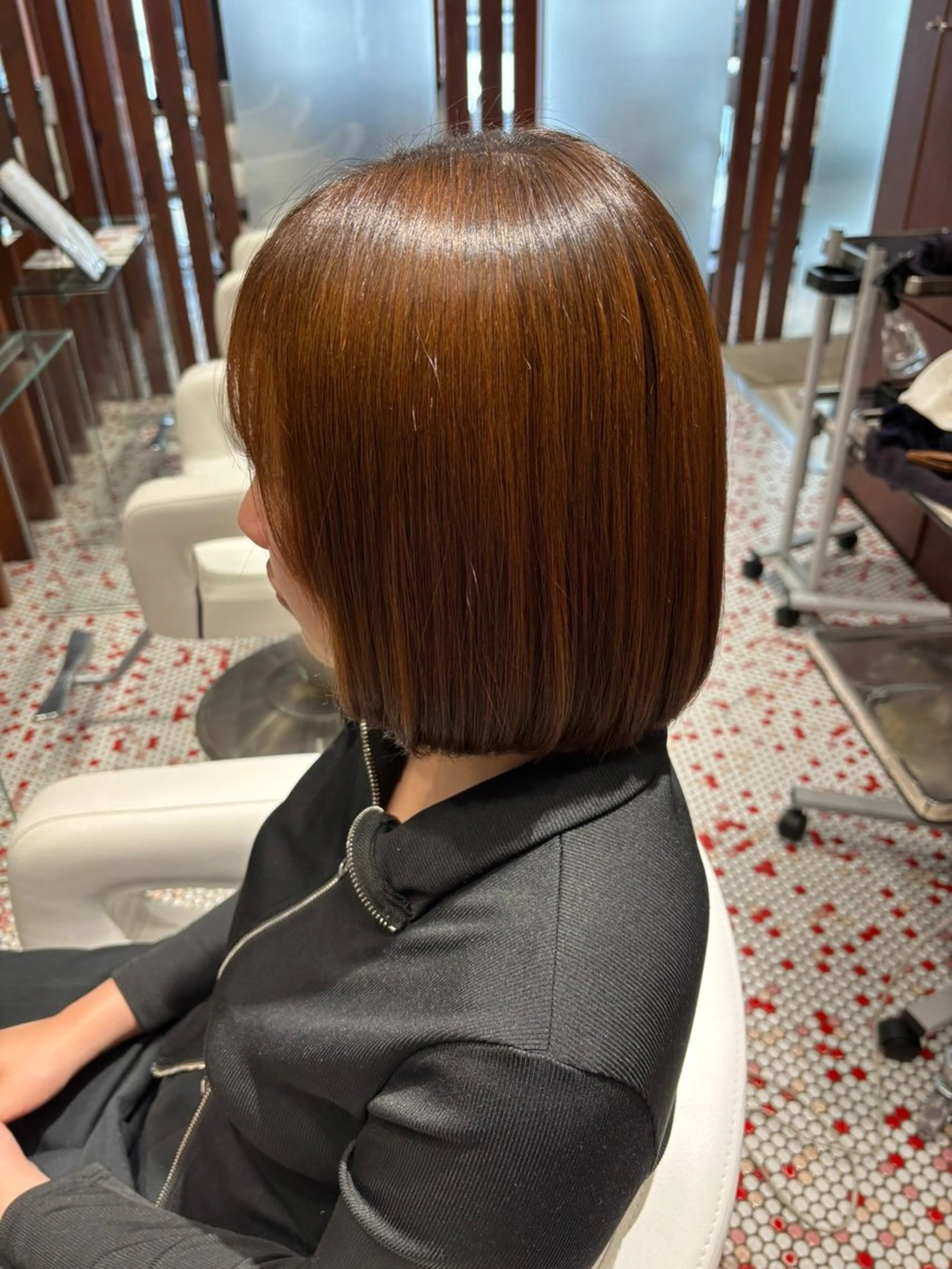 ショート 篠田 綾乃のヘアスタイル