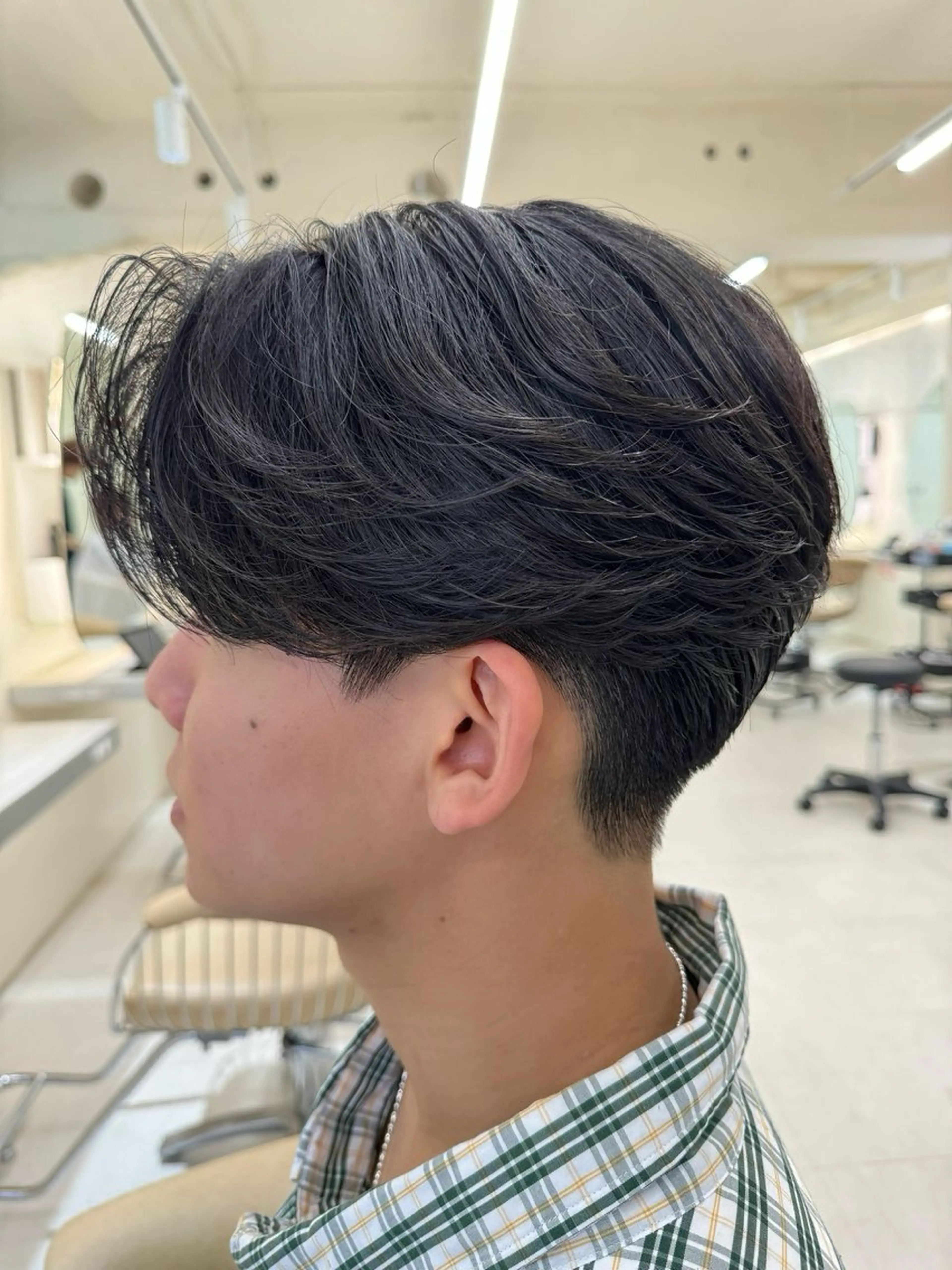 ショート パーマ メンズ センターパート メンズパーマ ニュアンスパーマ 横浜/レイヤー/ カネコのヘアスタイル