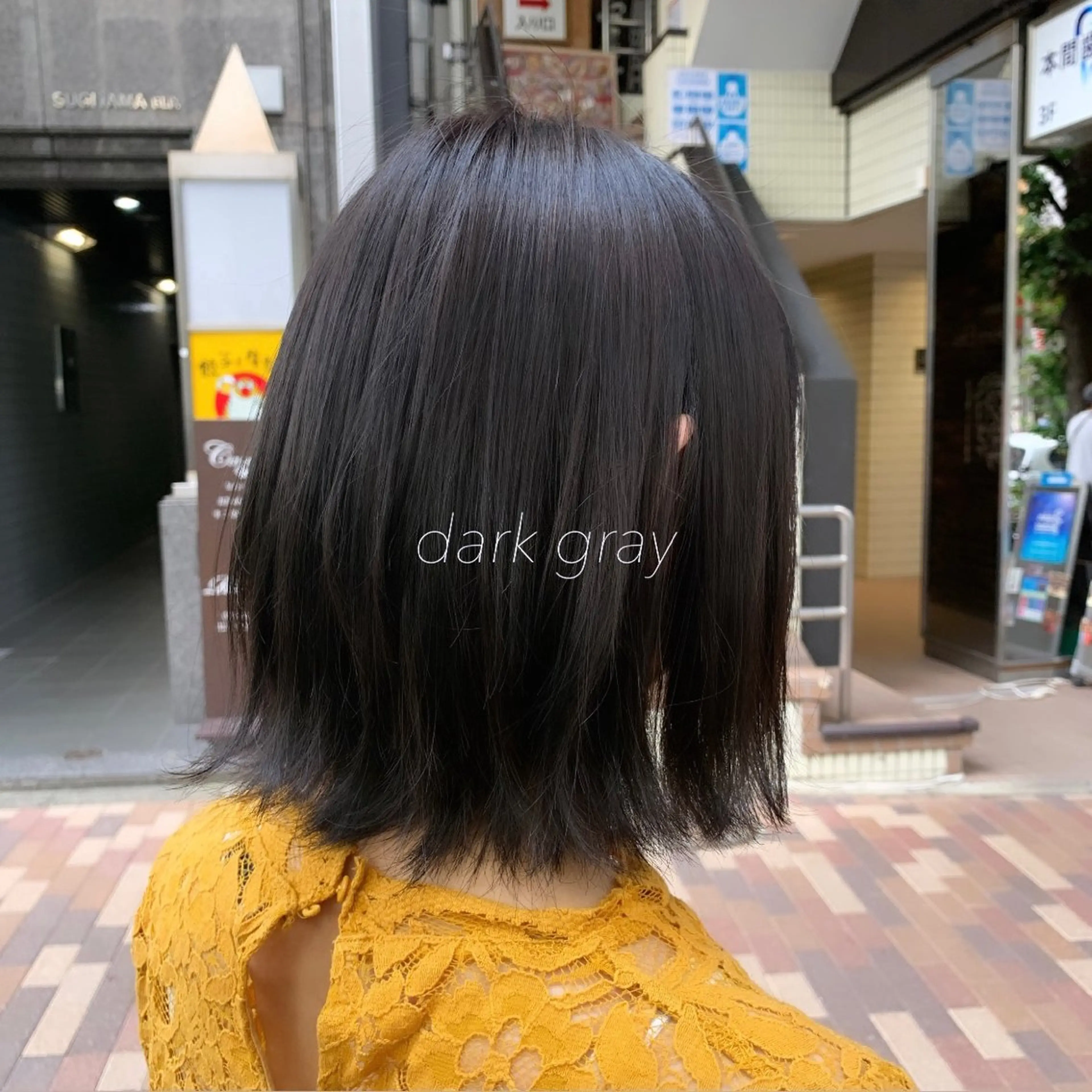 ミディアム カラー ダークグレー ボブ 外ハネヘア 似合わせカット得意 💛RENA💛のヘアスタイル