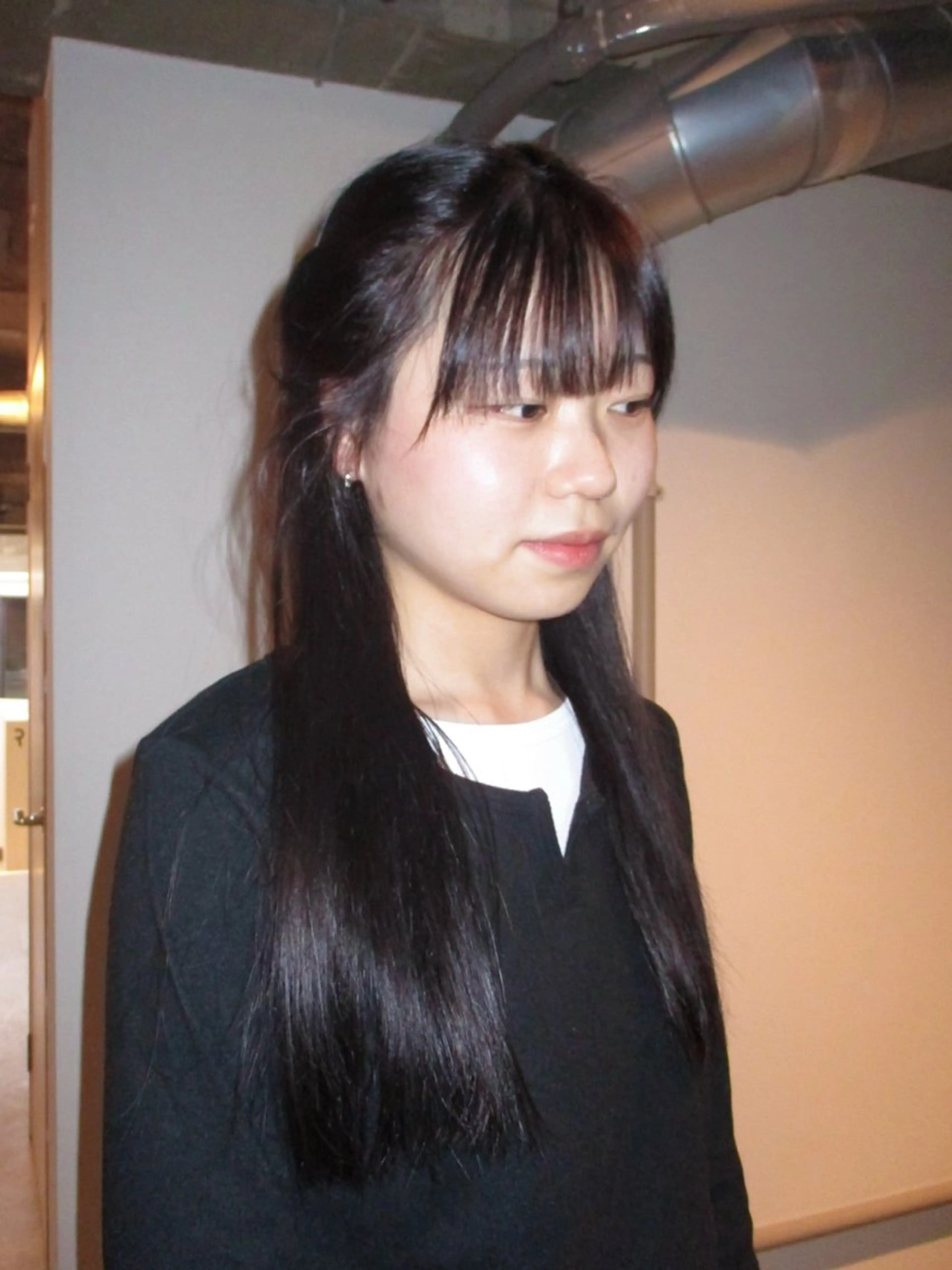 セミロング カラー ブラウンカラー 透明感カラー ラベンダーカラー 井田 雛のヘアスタイル