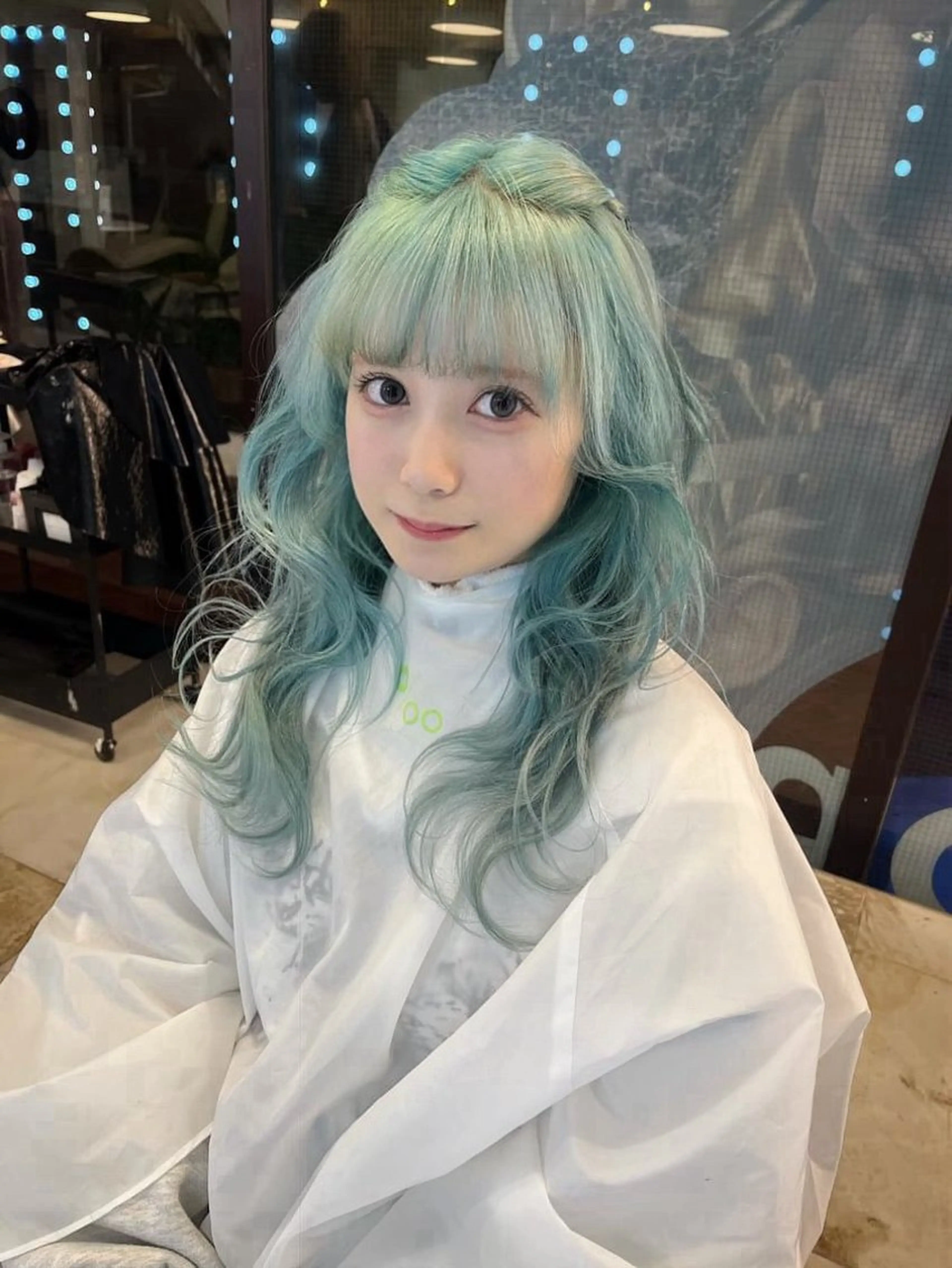 セミロング カラー ヘアアレンジ ヘアカラー @kyoniyy KYONIのヘアスタイル