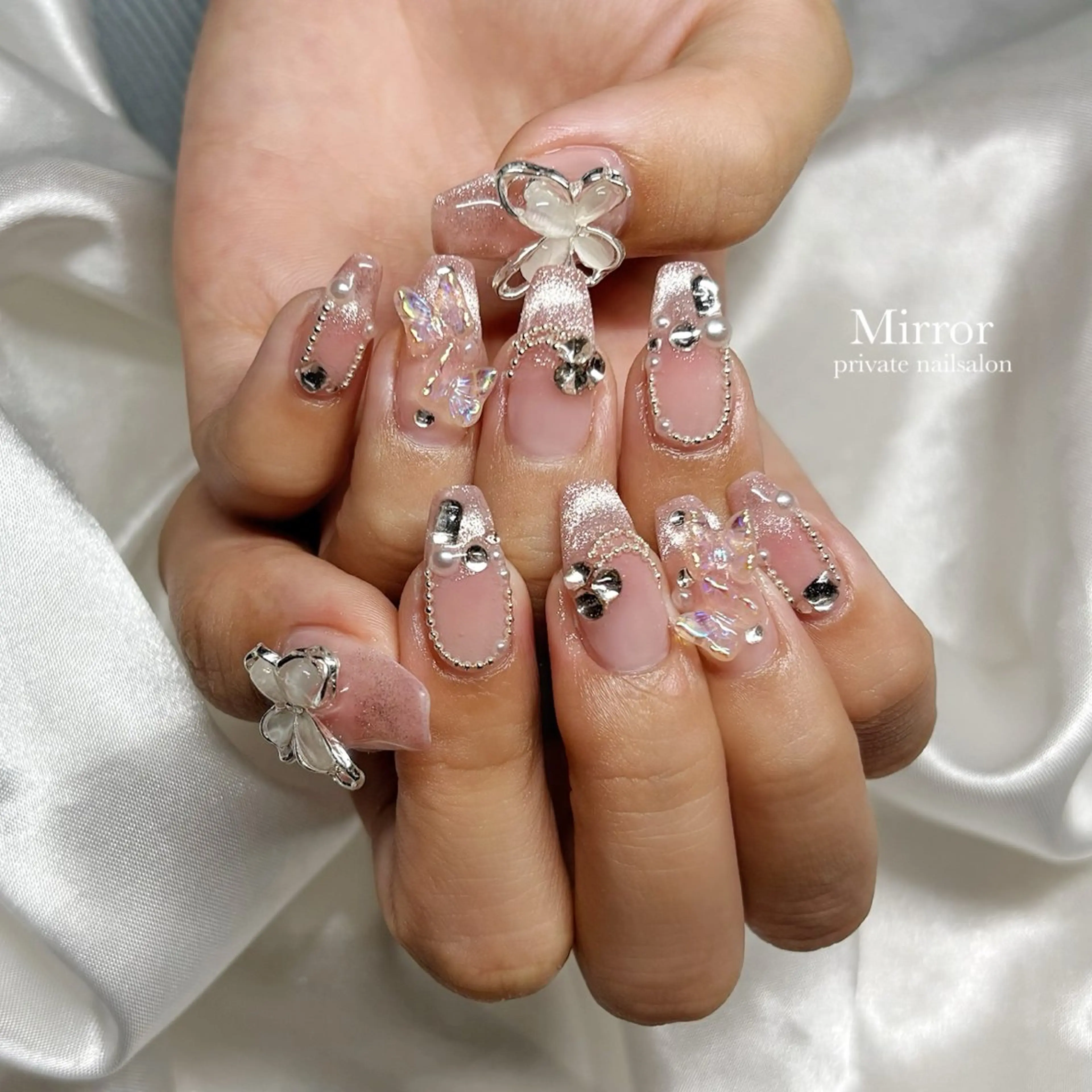 ネイル ハンドネイル nailsalon Mirrorのネイルデザイン