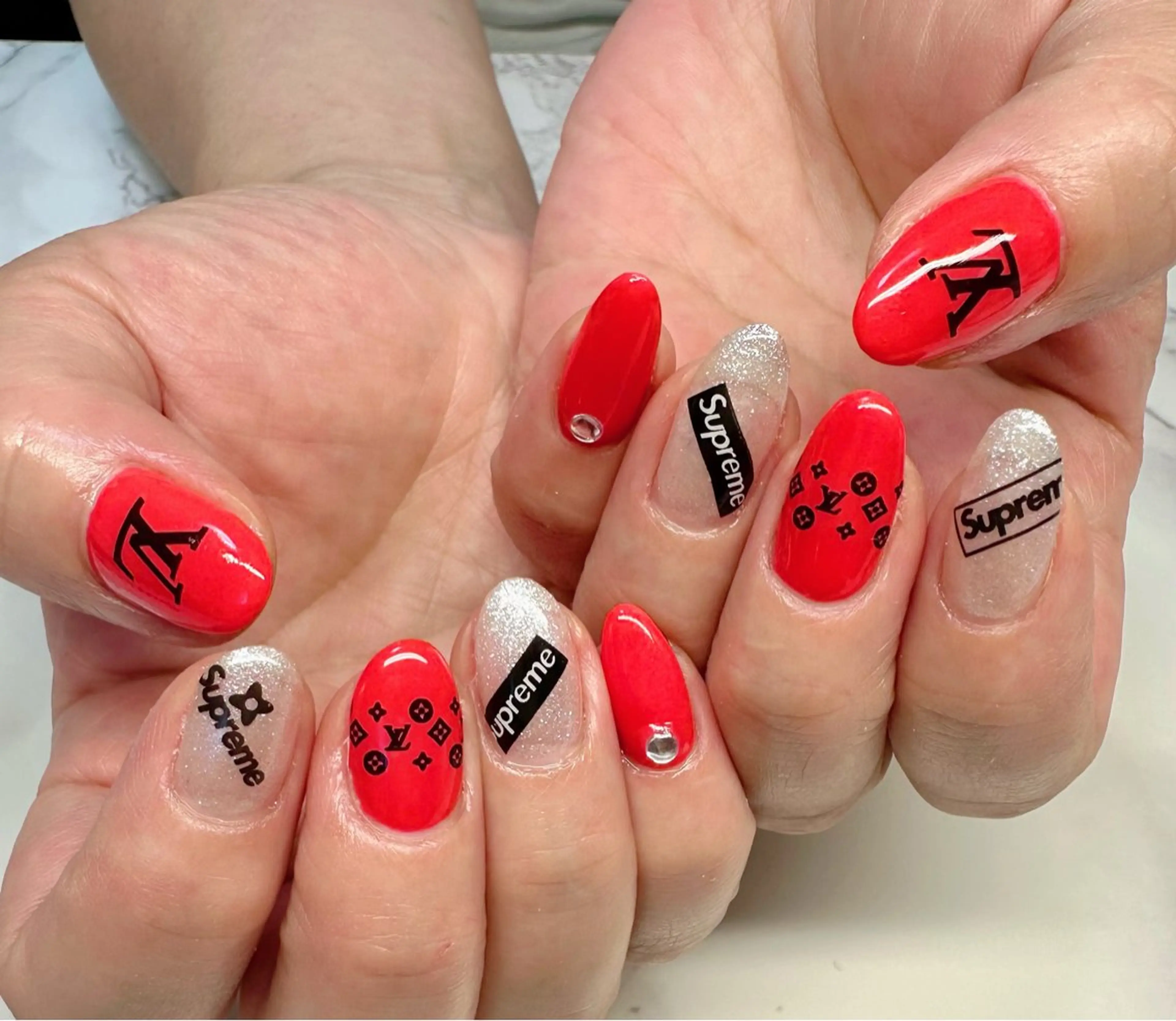 ネイル フレンチネイル キラキラネイル ラメ(グリッター) マグネットネイル マグネットフレンチ M.N_ nailのネイルデザイン