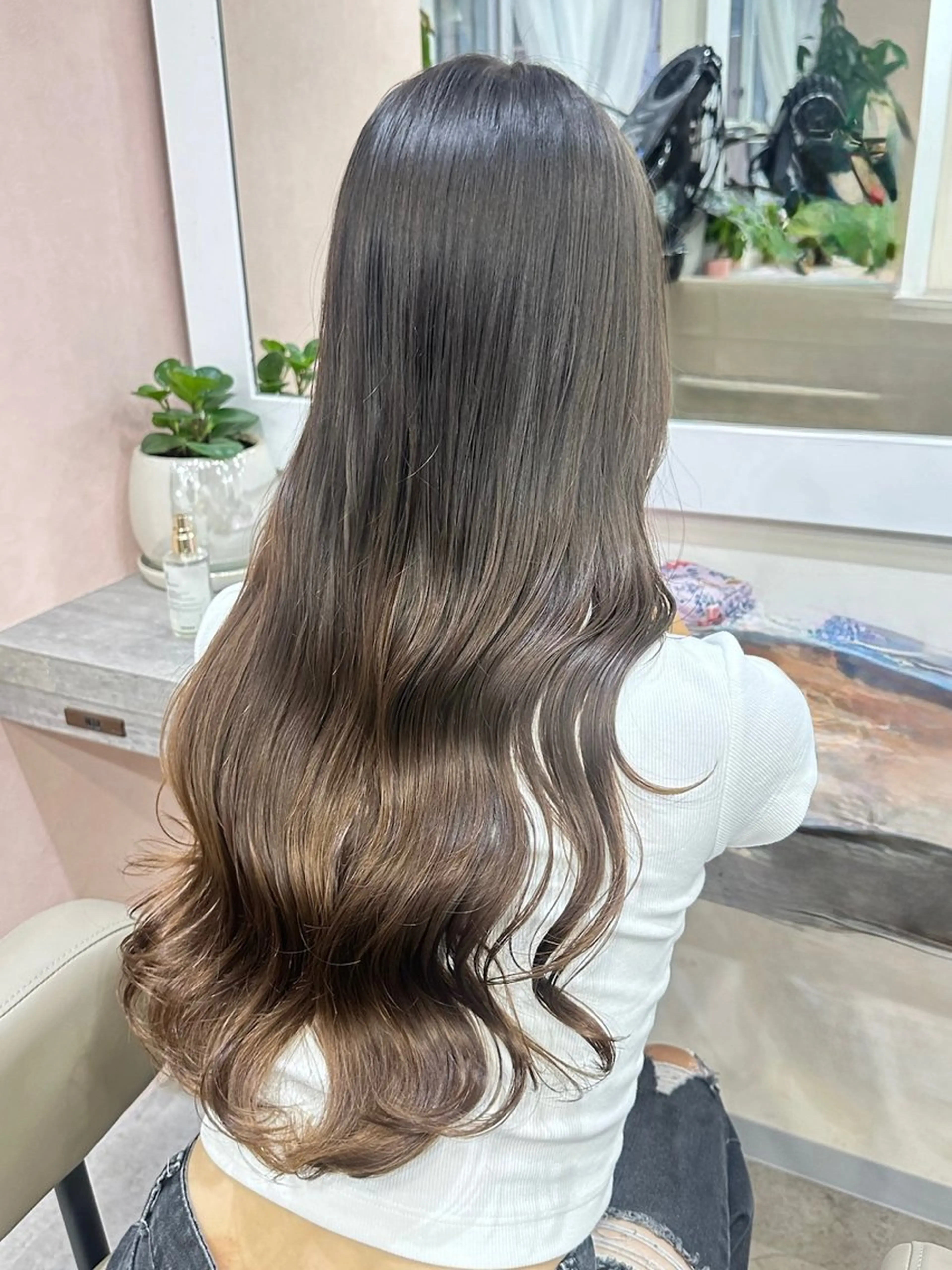 ロング パーマ コテ巻き/パーマ/艶 透明感/荻原凜太郎のヘアスタイル