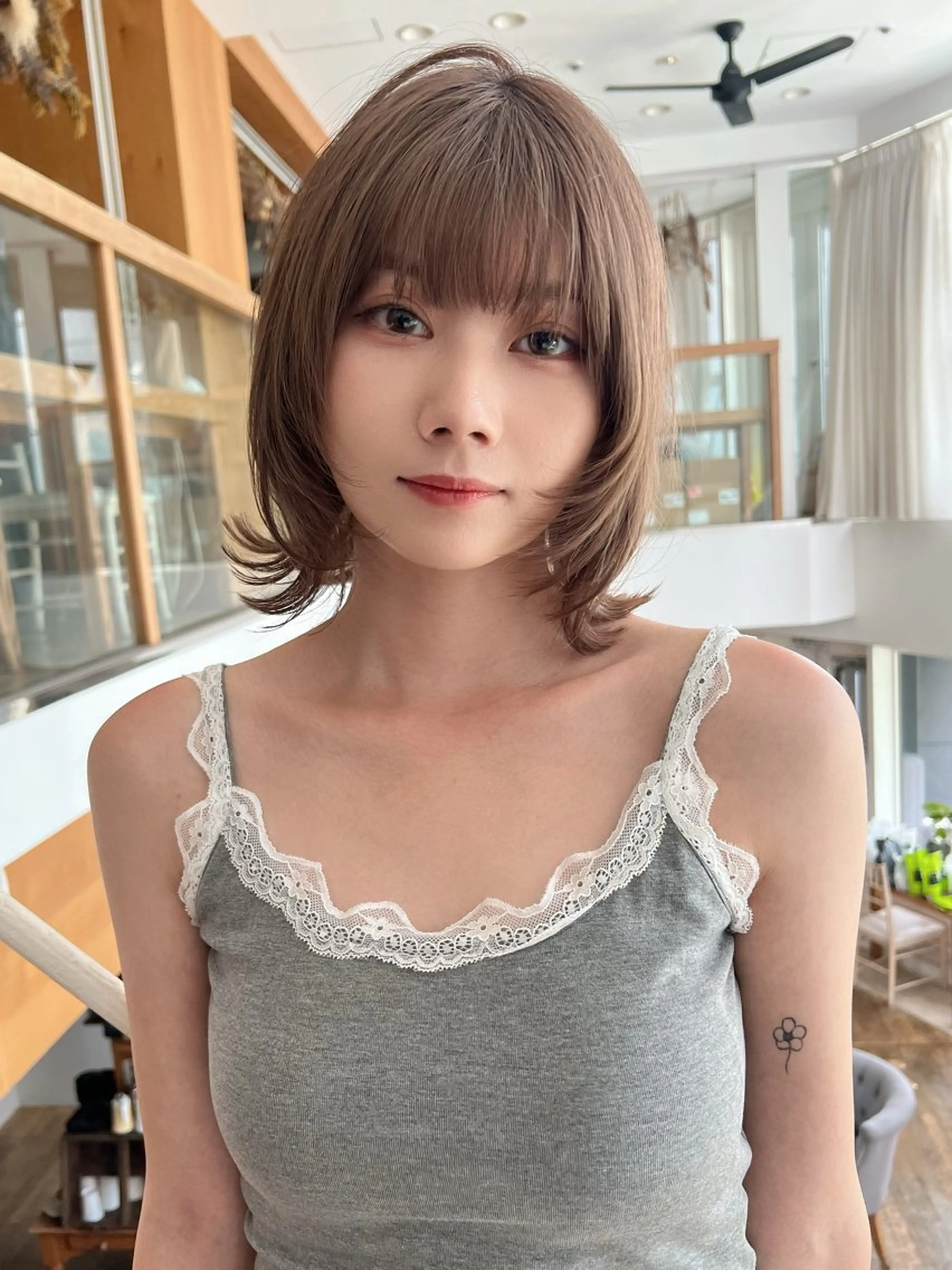 ショート カラー ボブ レイヤーカット カット ヘアカラー 望月威吹/表参道/レ イヤー/似合わせのヘアスタイル