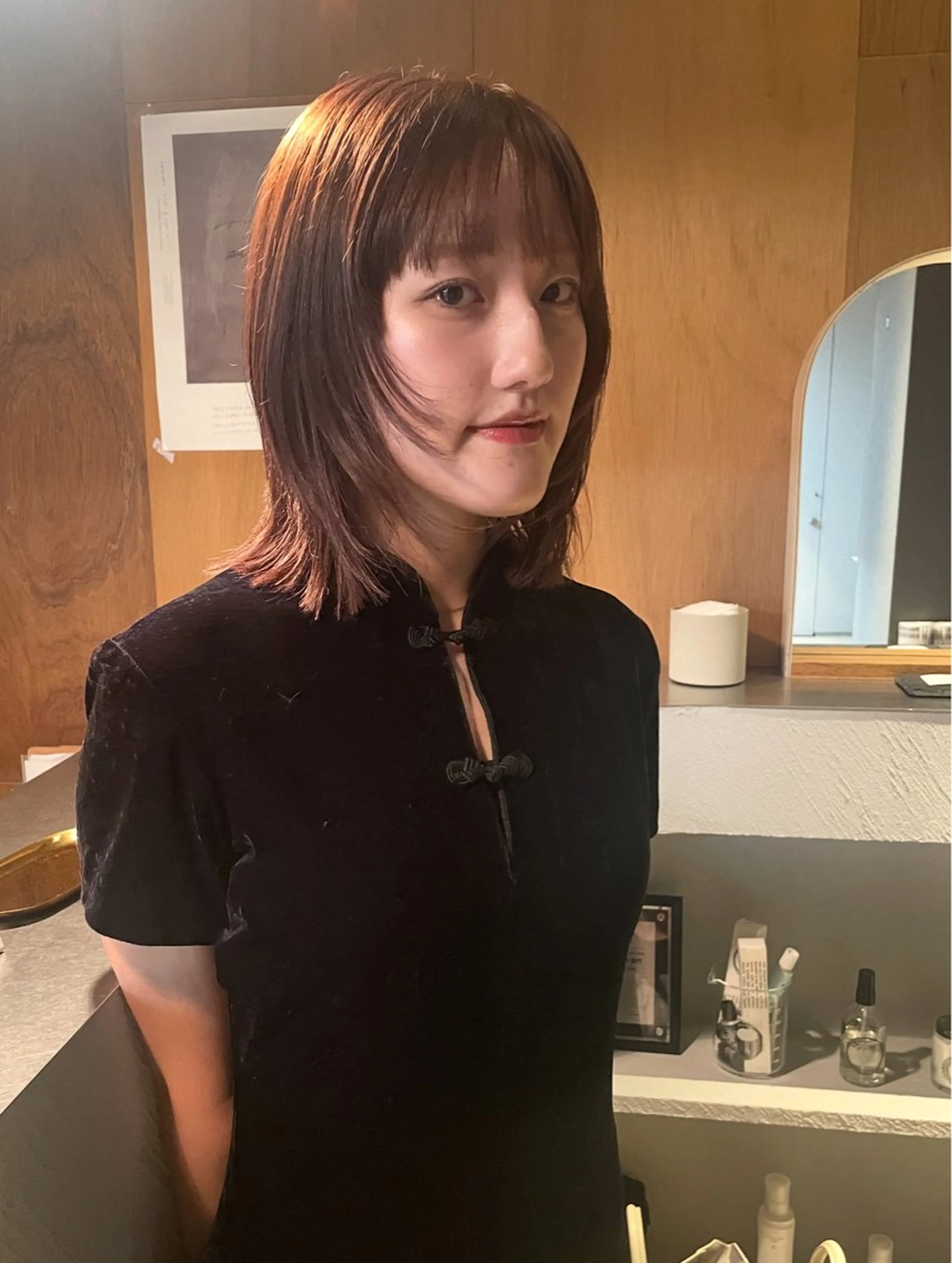 ミディアム 顔まわりレイヤー レイヤーカット duft. miyuのヘアスタイル