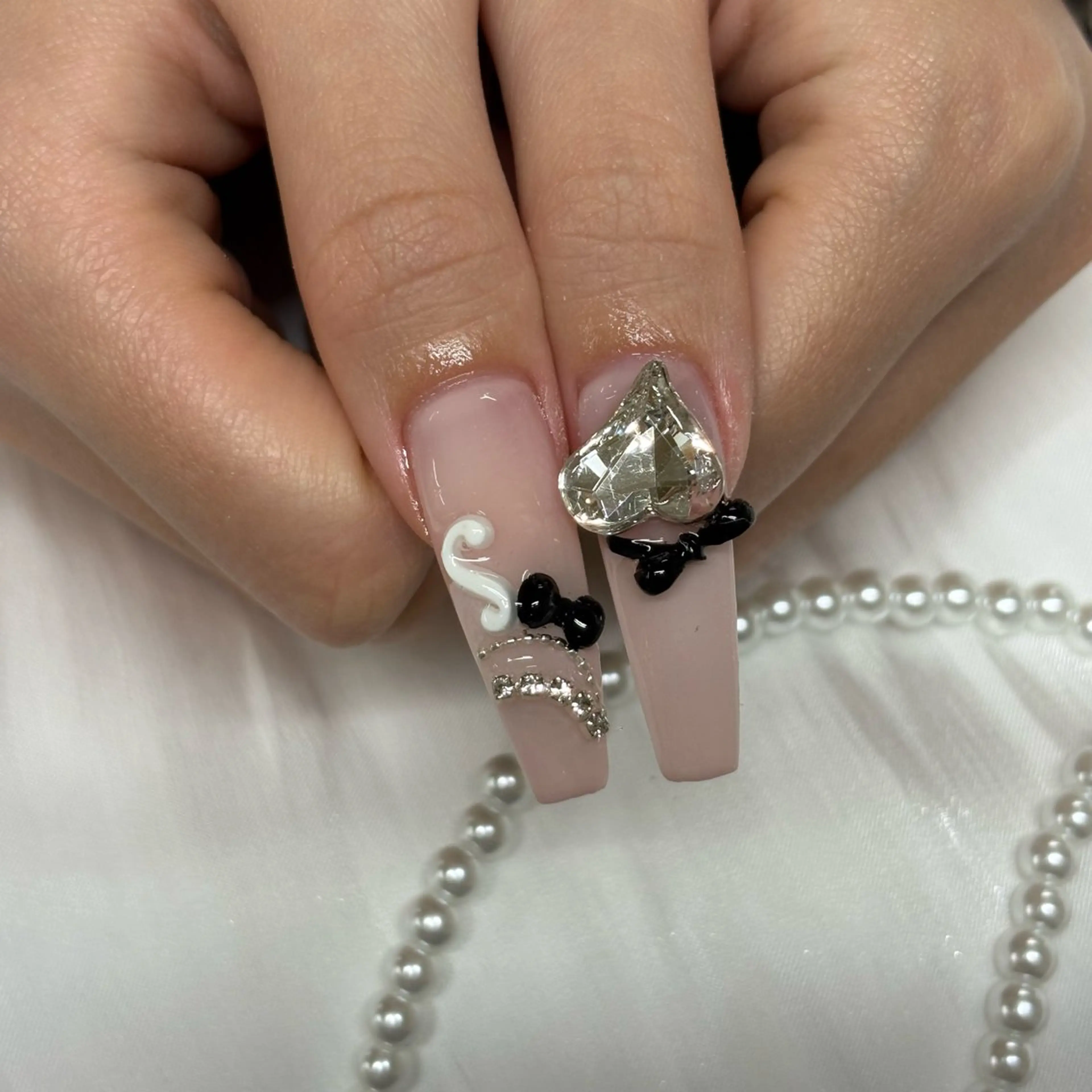 ネイル ハンドネイル SHION  のネイルデザイン