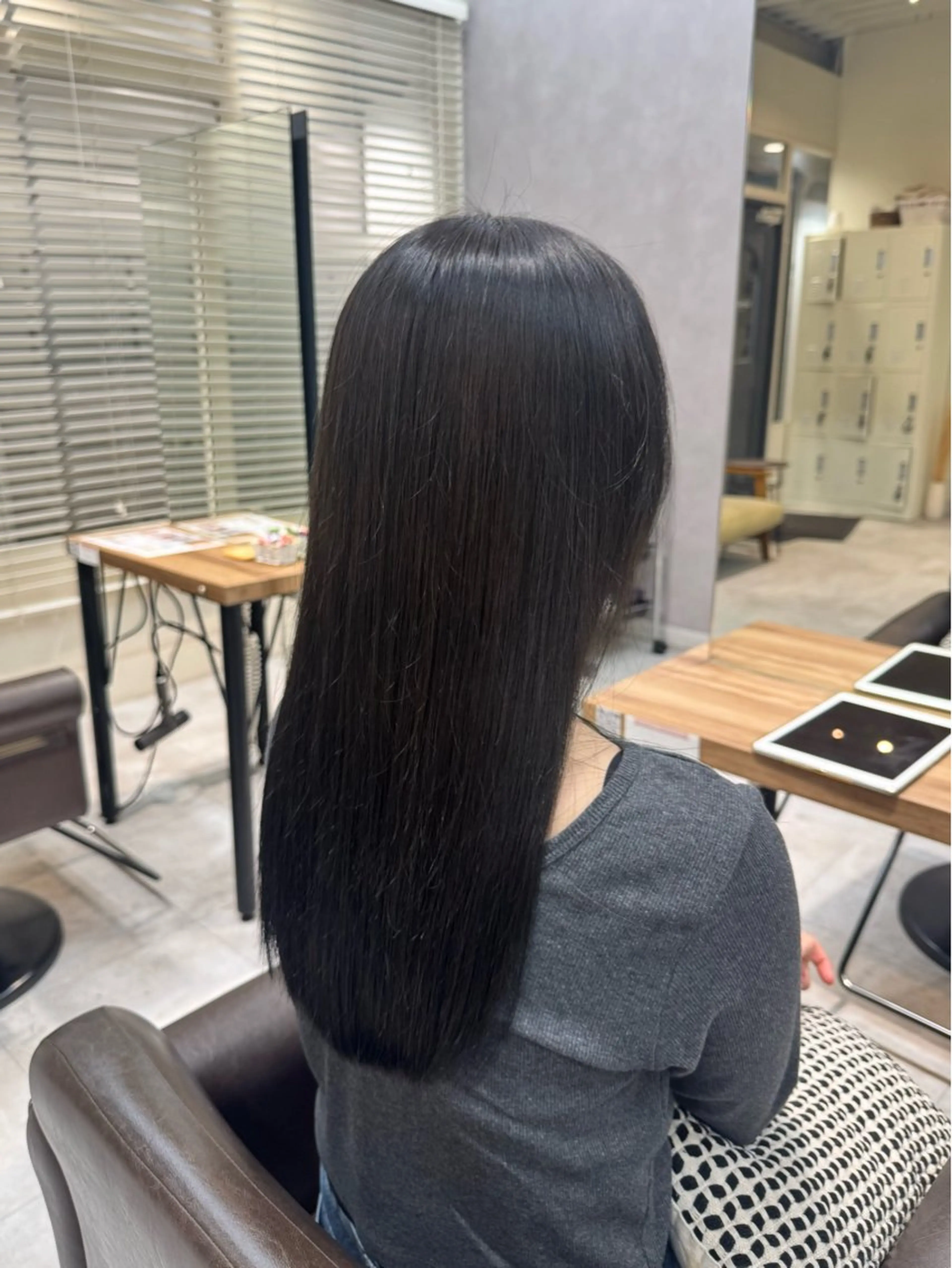 カラー 🫧毛先カット 🫧山中沙希のヘアスタイル