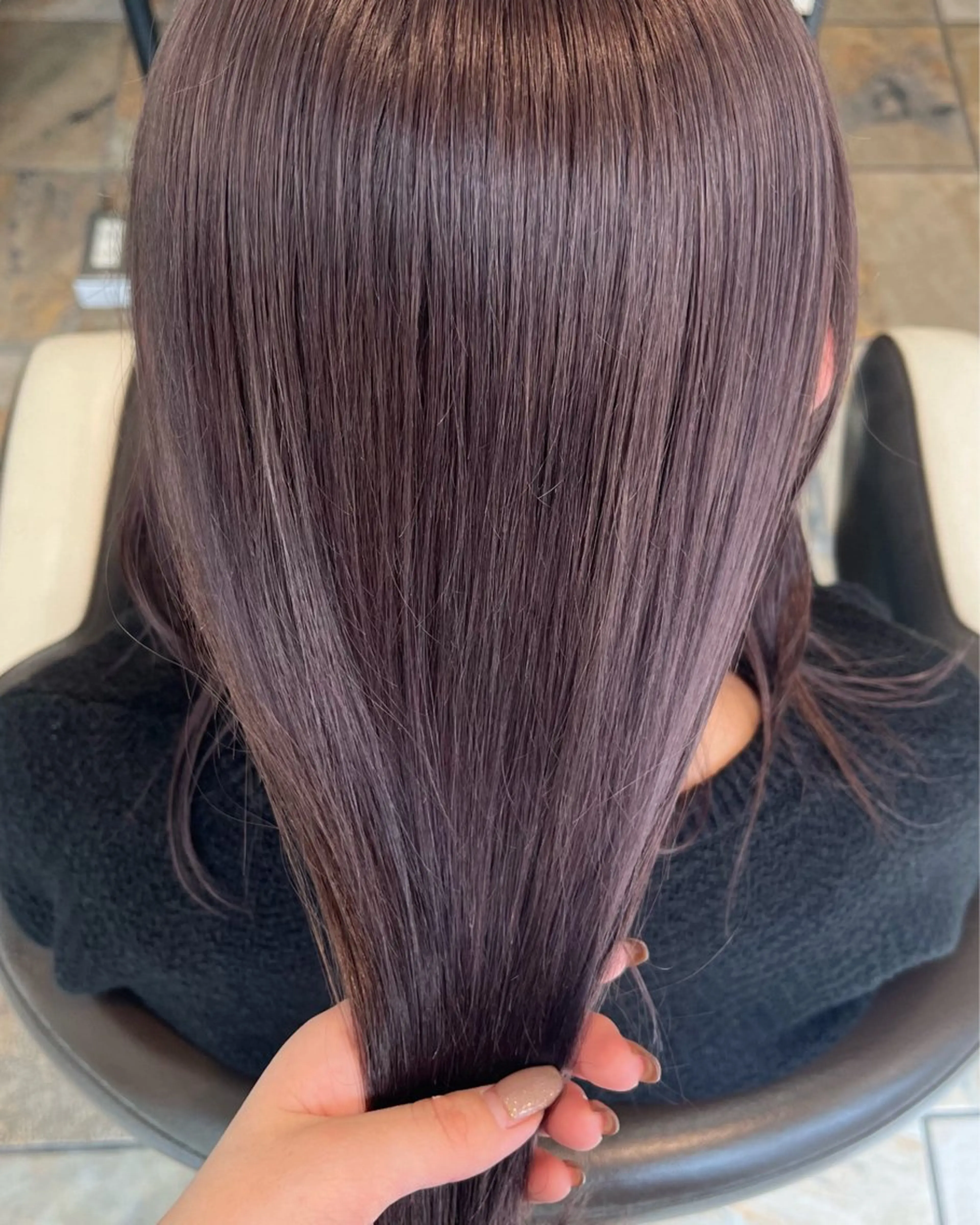 カラー 石井 歩奈のヘアスタイル