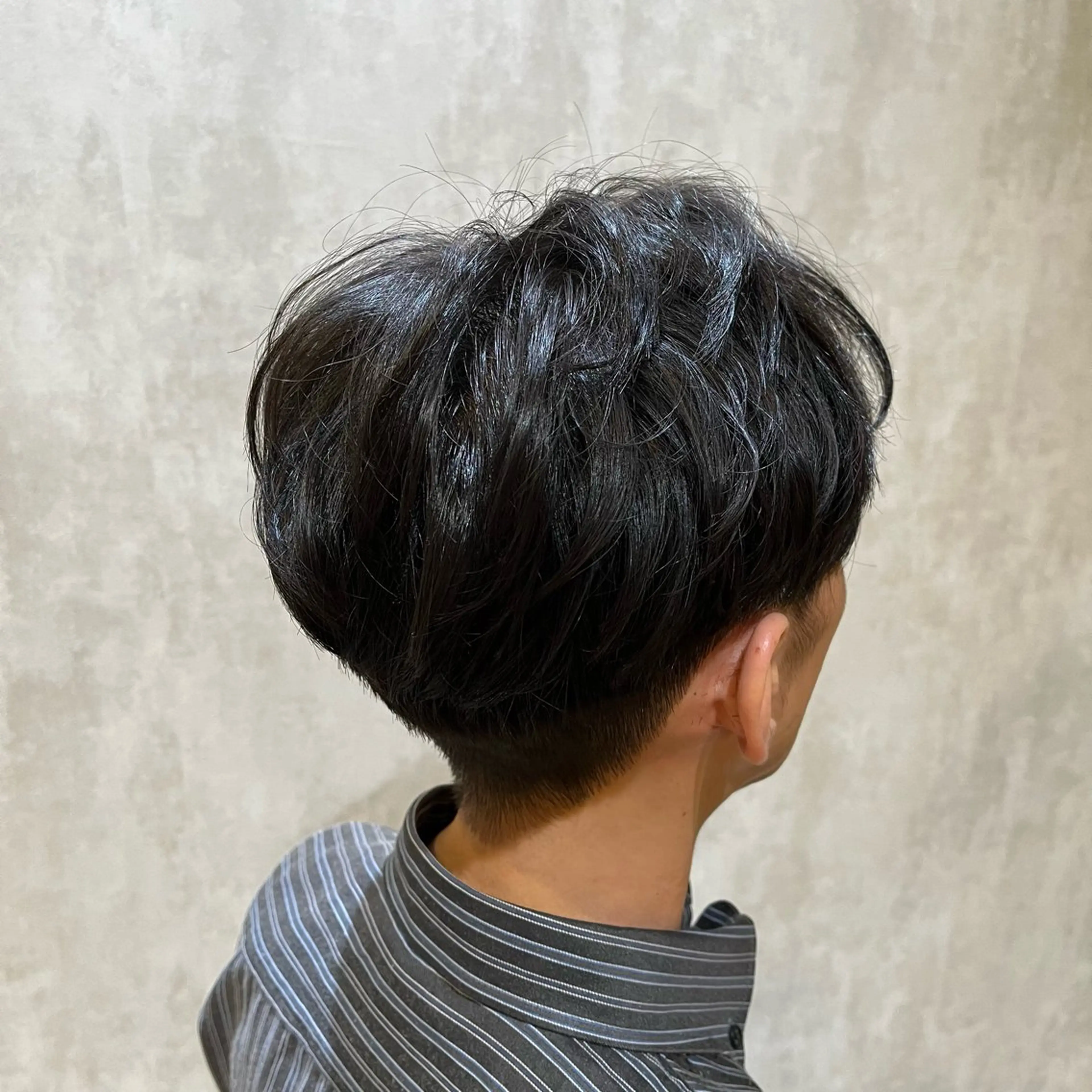 メンズ マッシュ 刈り上げ やました りんのヘアスタイル