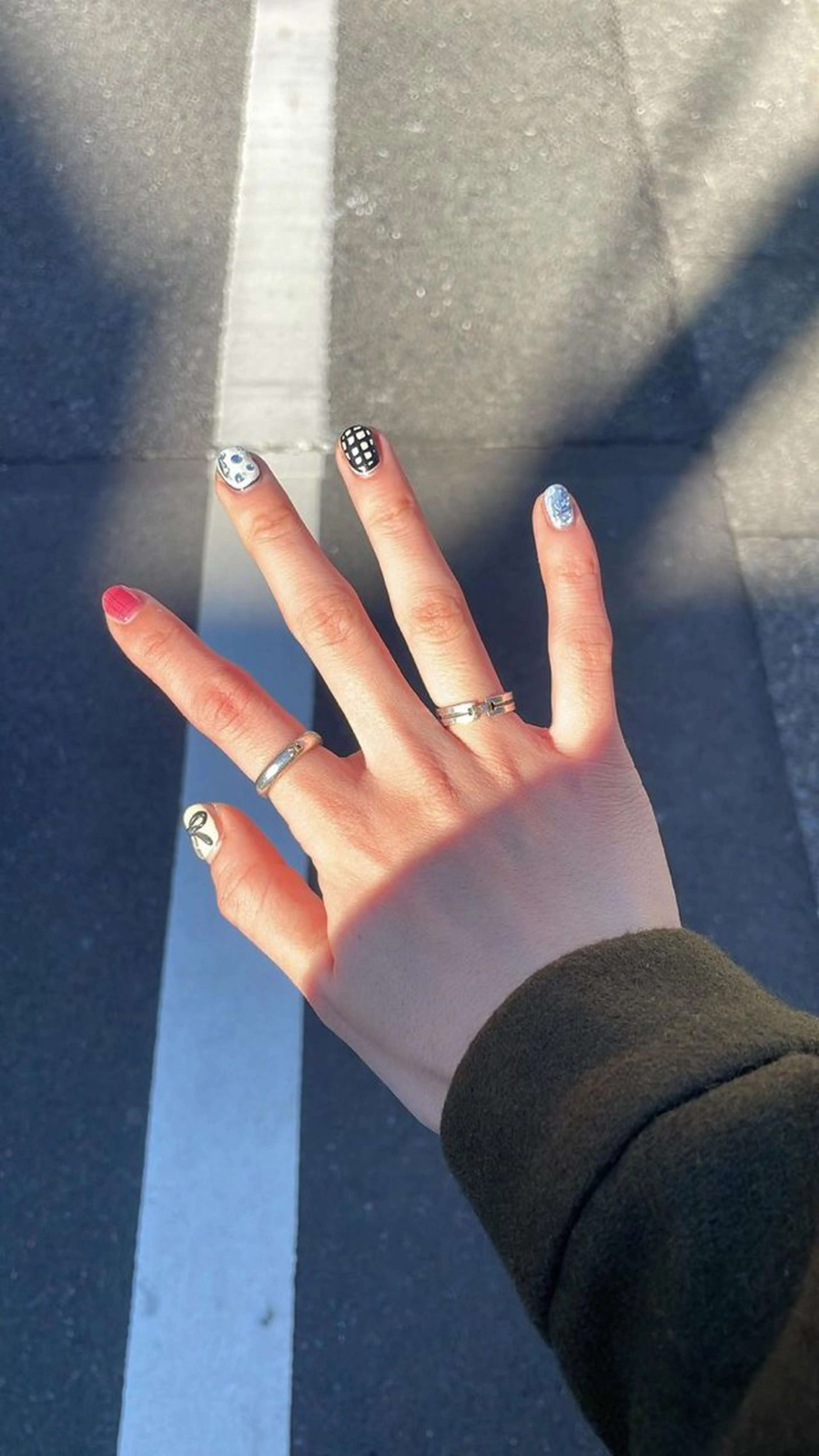 ネイル ハンドネイル 🤍 YUI 🤍のネイルデザイン