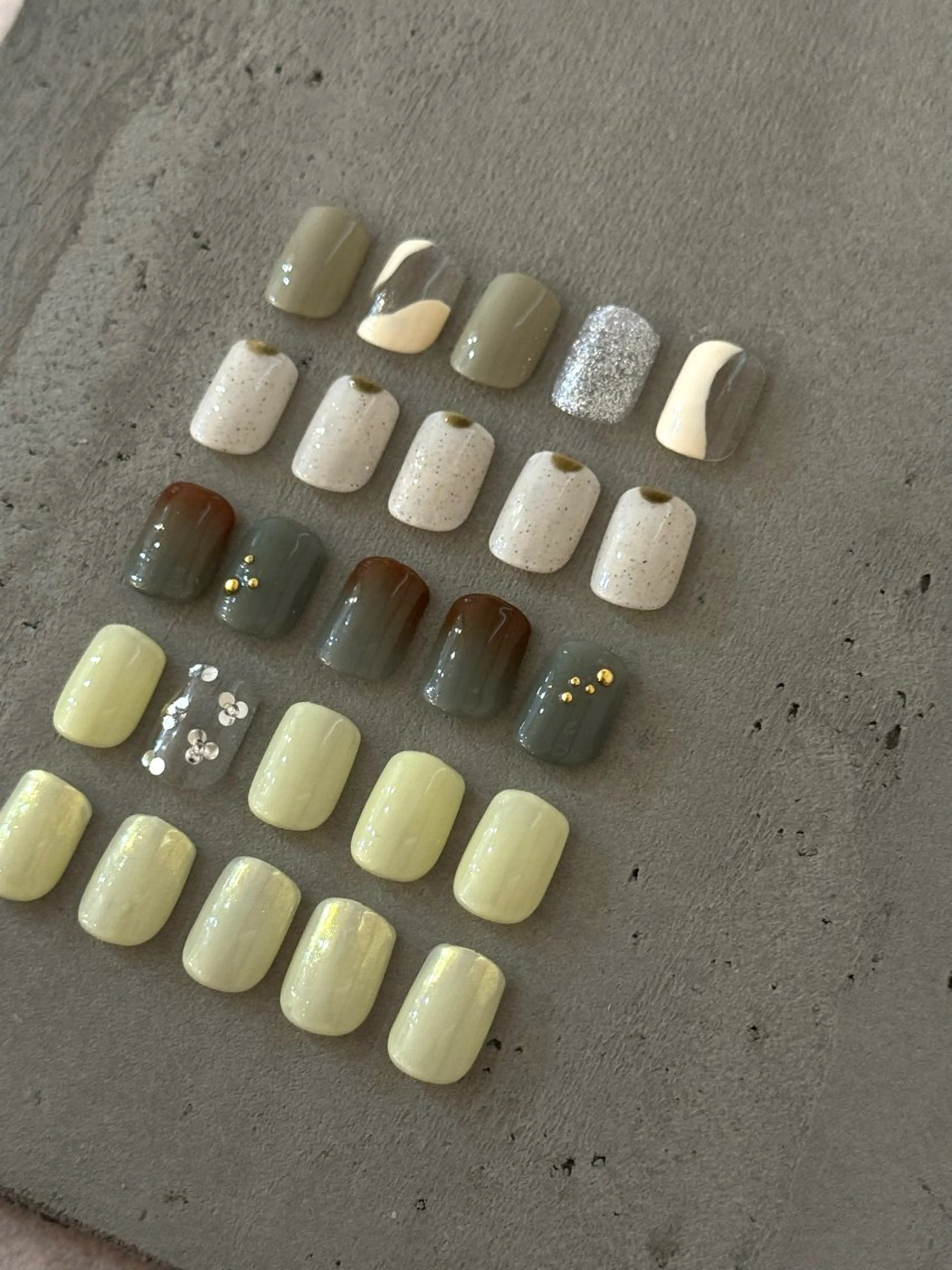 ネイル SALON VILLAGE Kinshicho所属・Leflou錦糸町 Akoのネイルデザイン