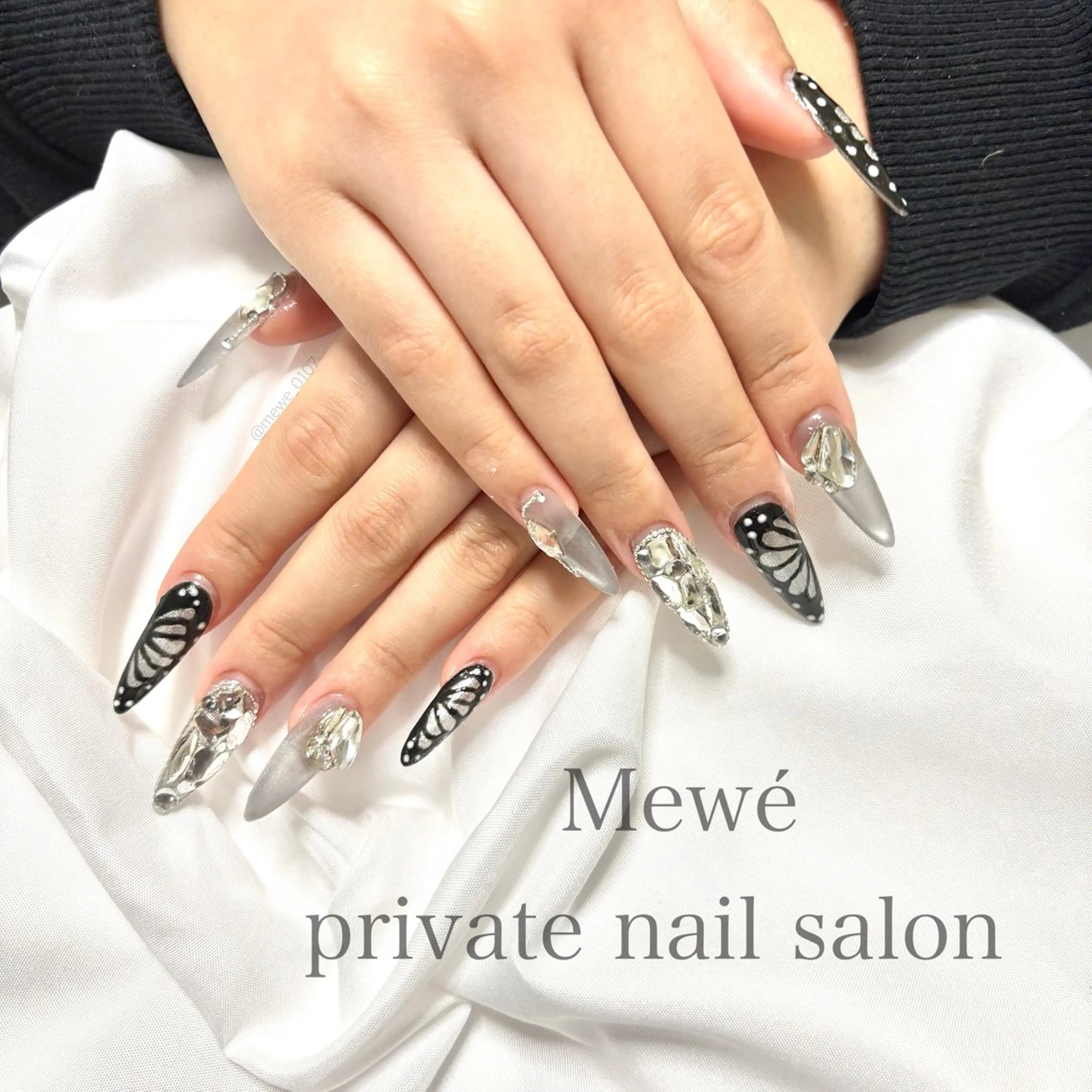 ネイル ハンドネイル Mewé ayakaのネイルデザイン