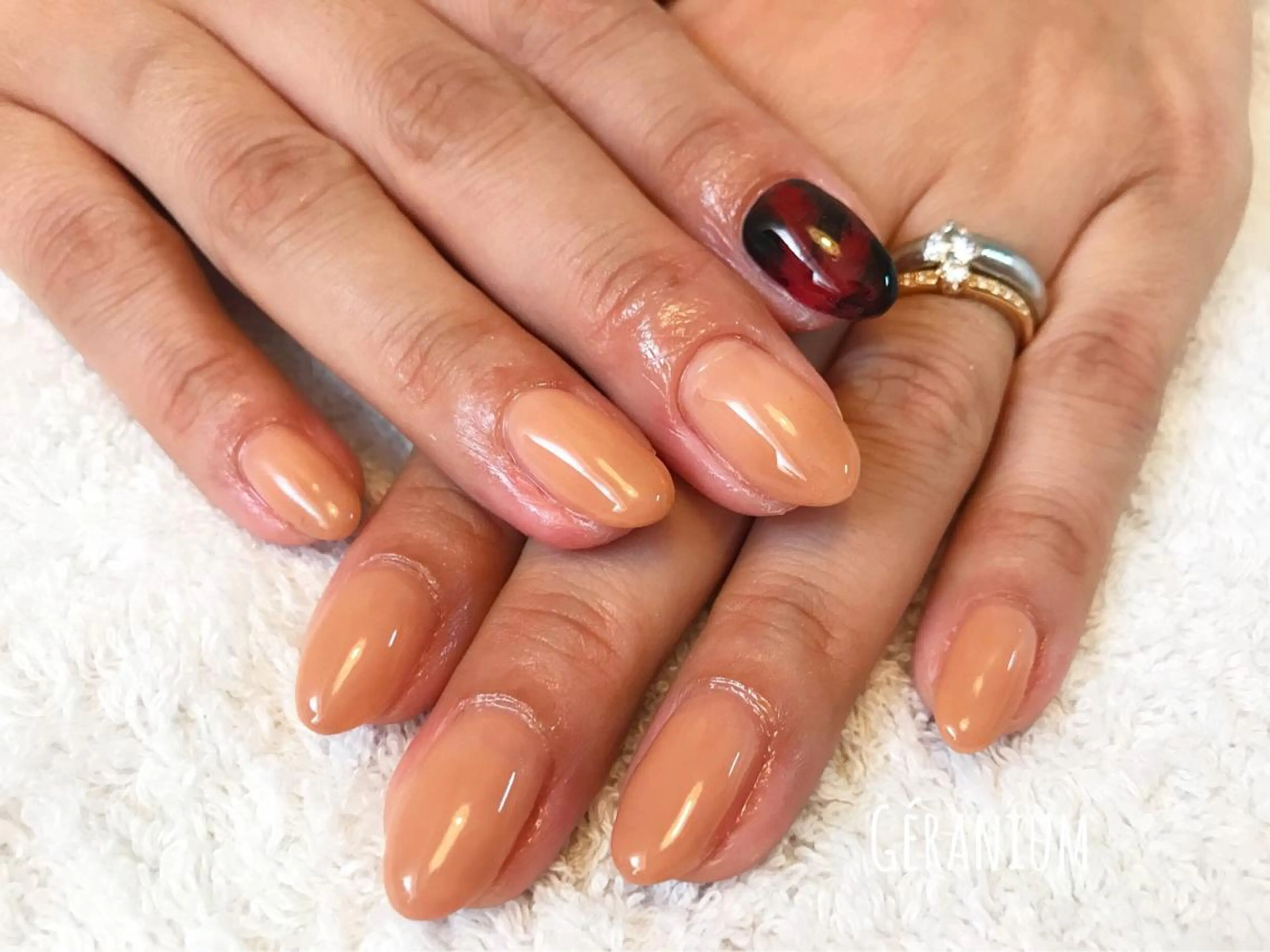 ネイル ボルドー グラデーション ハンドネイル フットネイル GéRanium Harukaのネイルデザイン
