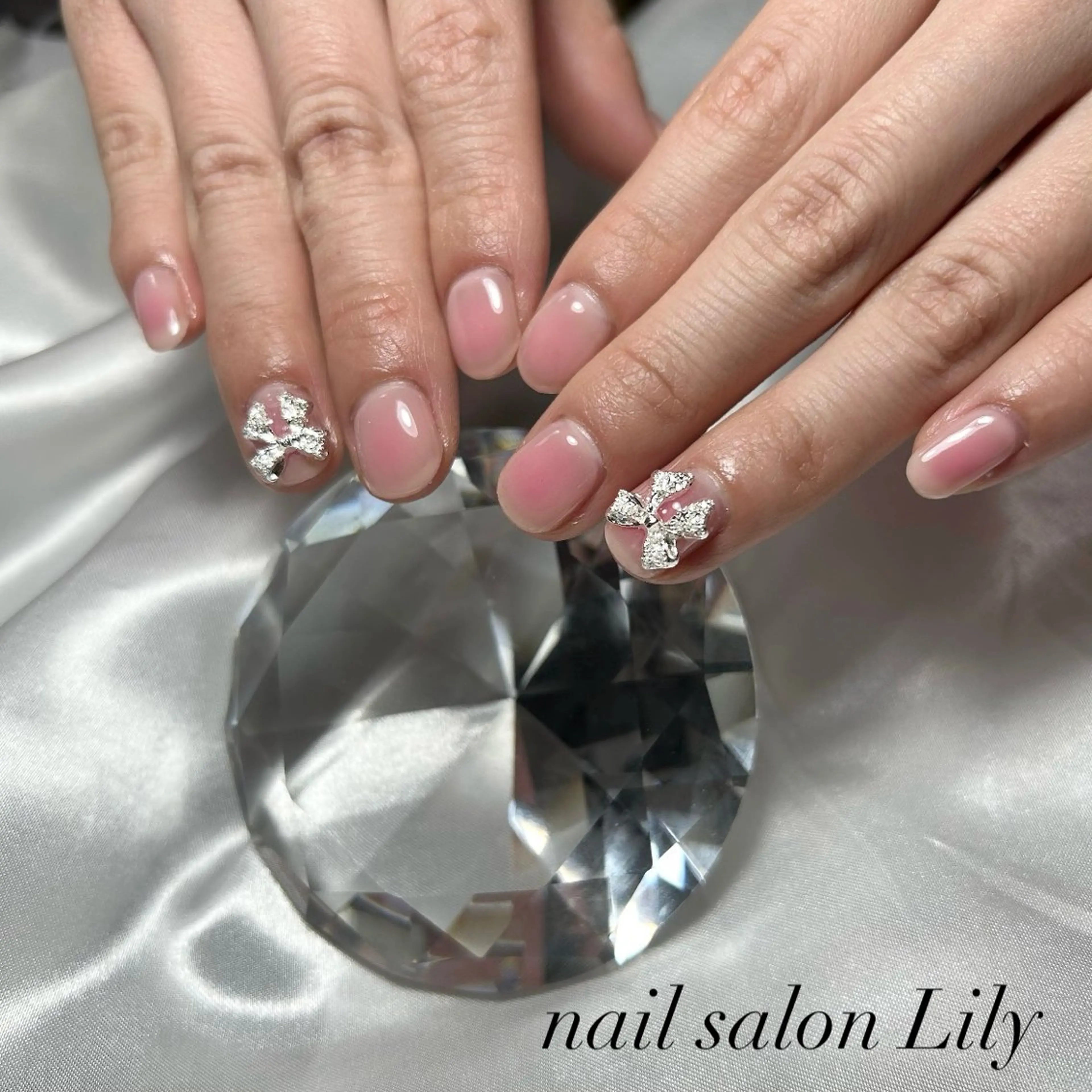 ネイル チークネイル ハンドネイル nail salon Lily所属・藤田 璃々のネイルデザイン