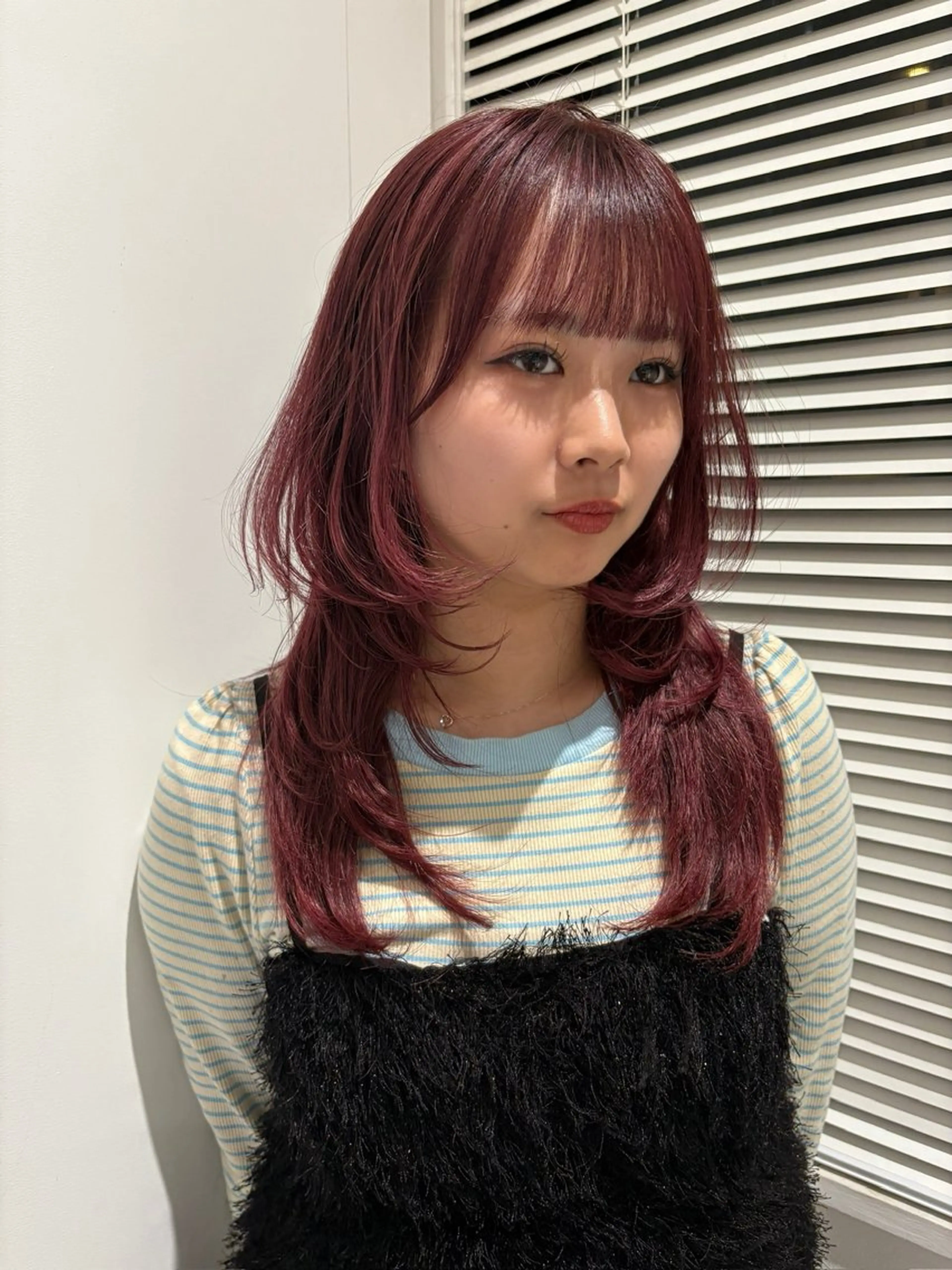 セミロング レイヤーカット 特化美容師のヘアスタイル