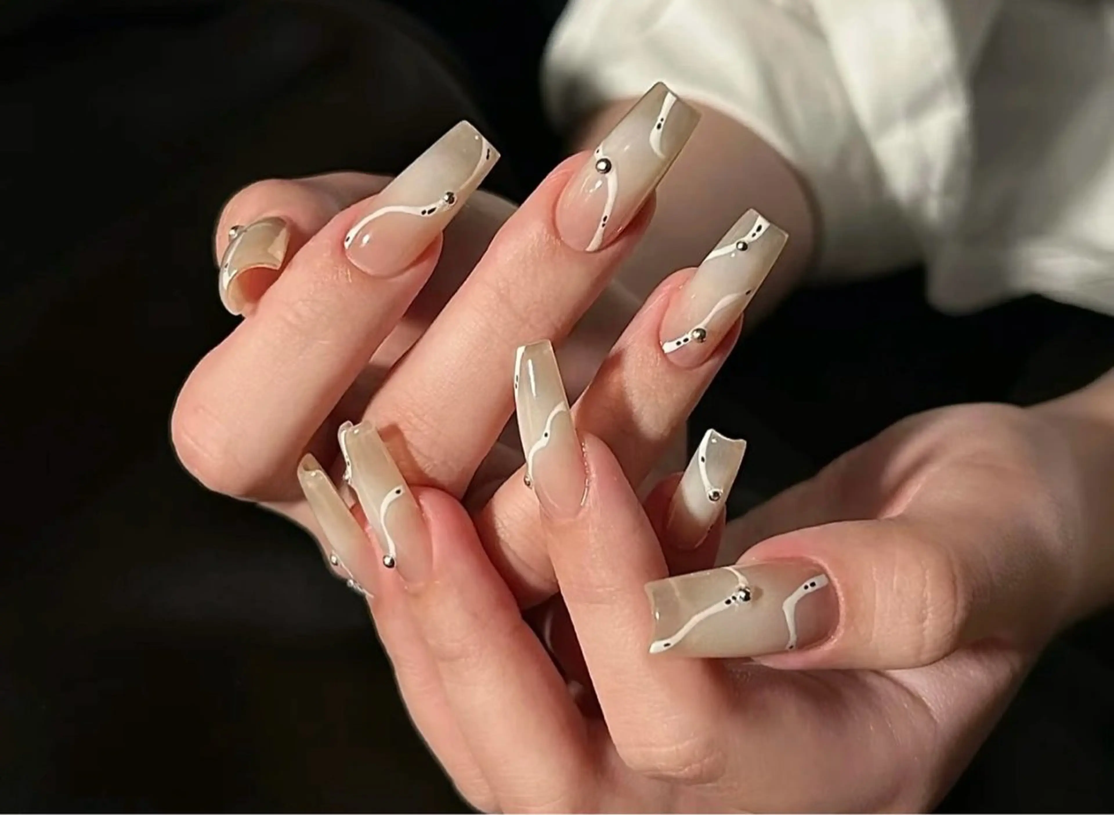 ネイル ハンドネイル ハンドケア Morise BOBOのネイルデザイン