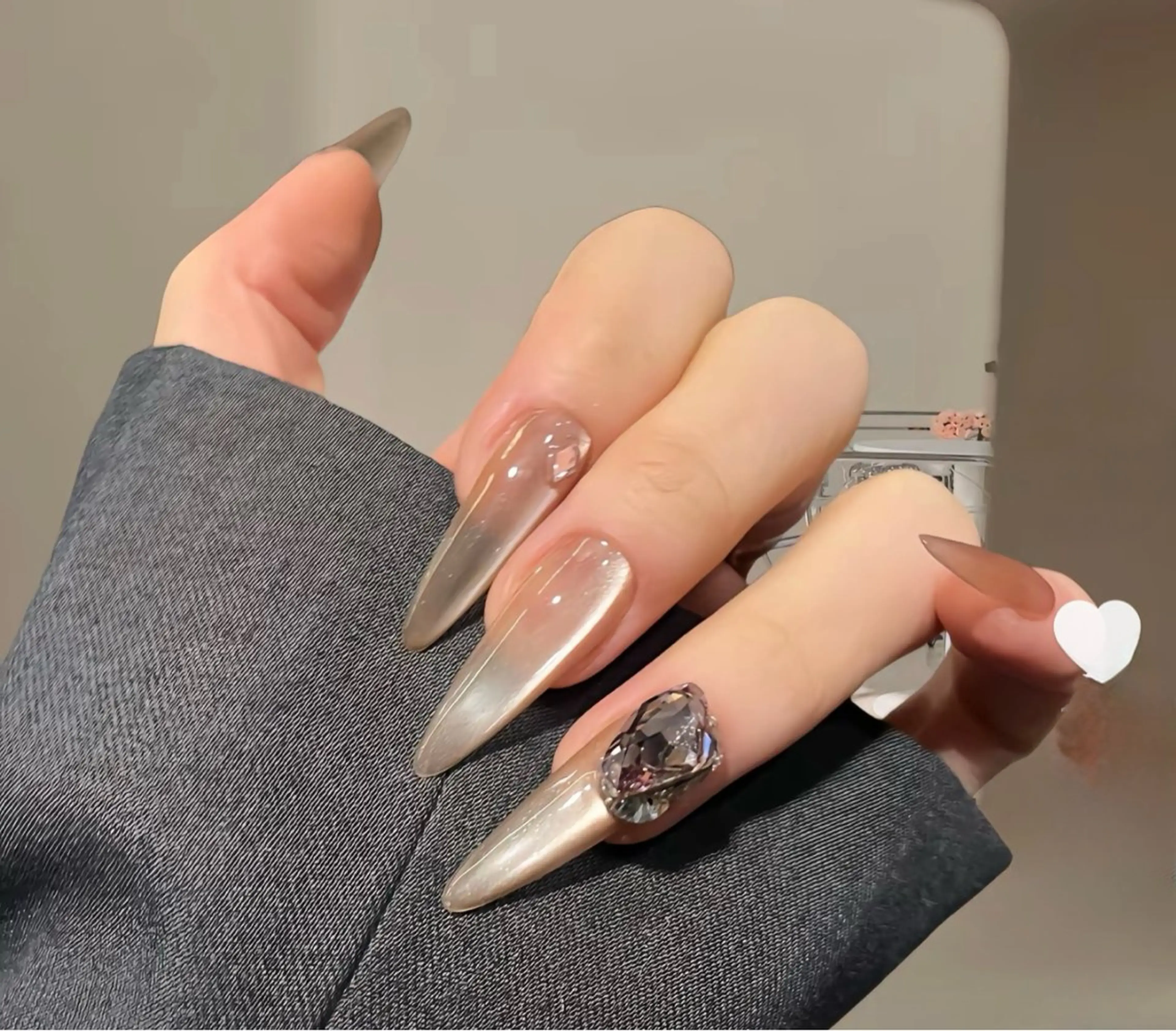 チップ長さ出し10本 マグネットワンカラー オフとパッツoffご希望の方必ずメッセージを送ってください。の写真