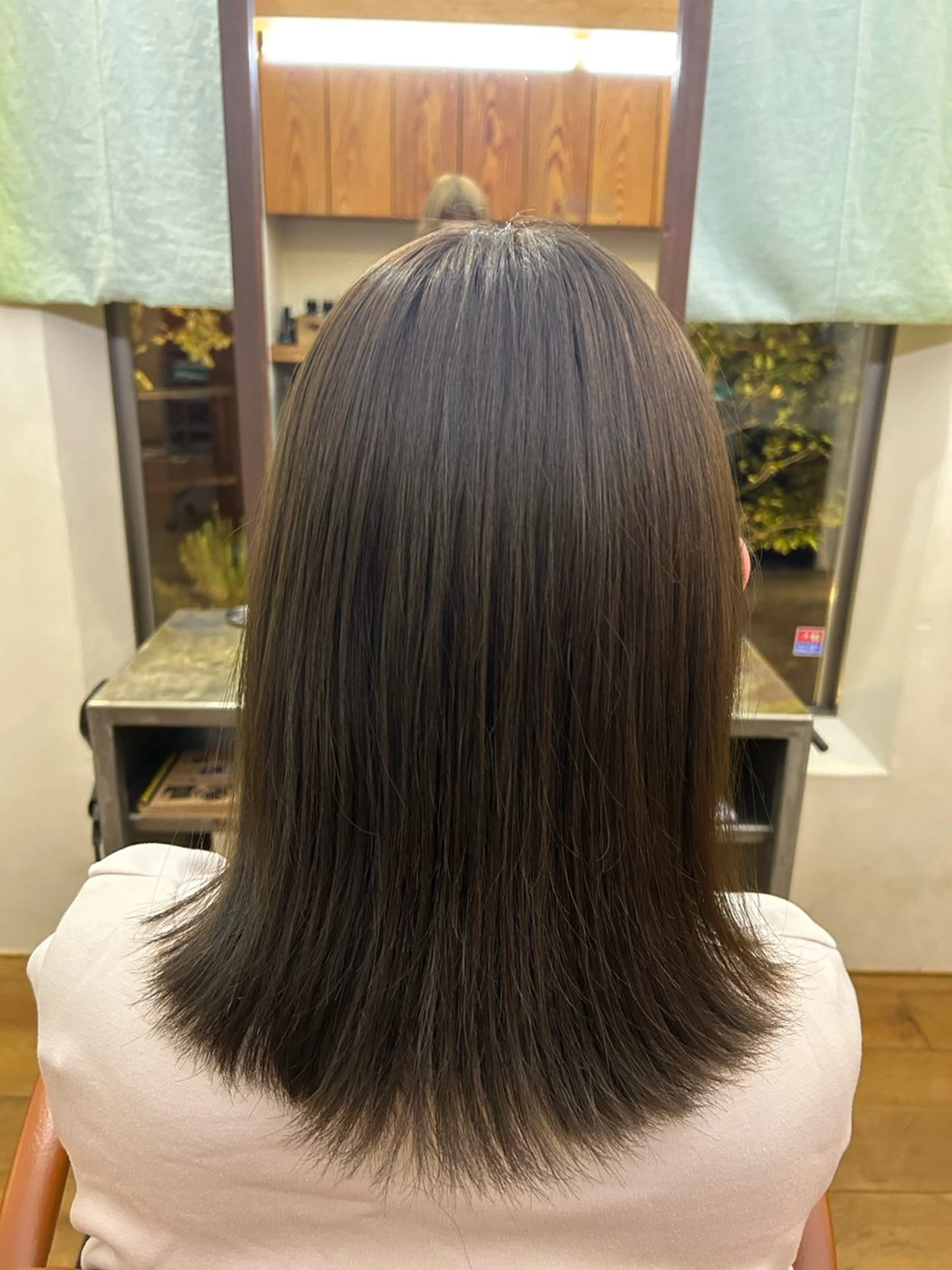 カラー 坂崎 千帆のヘアスタイル