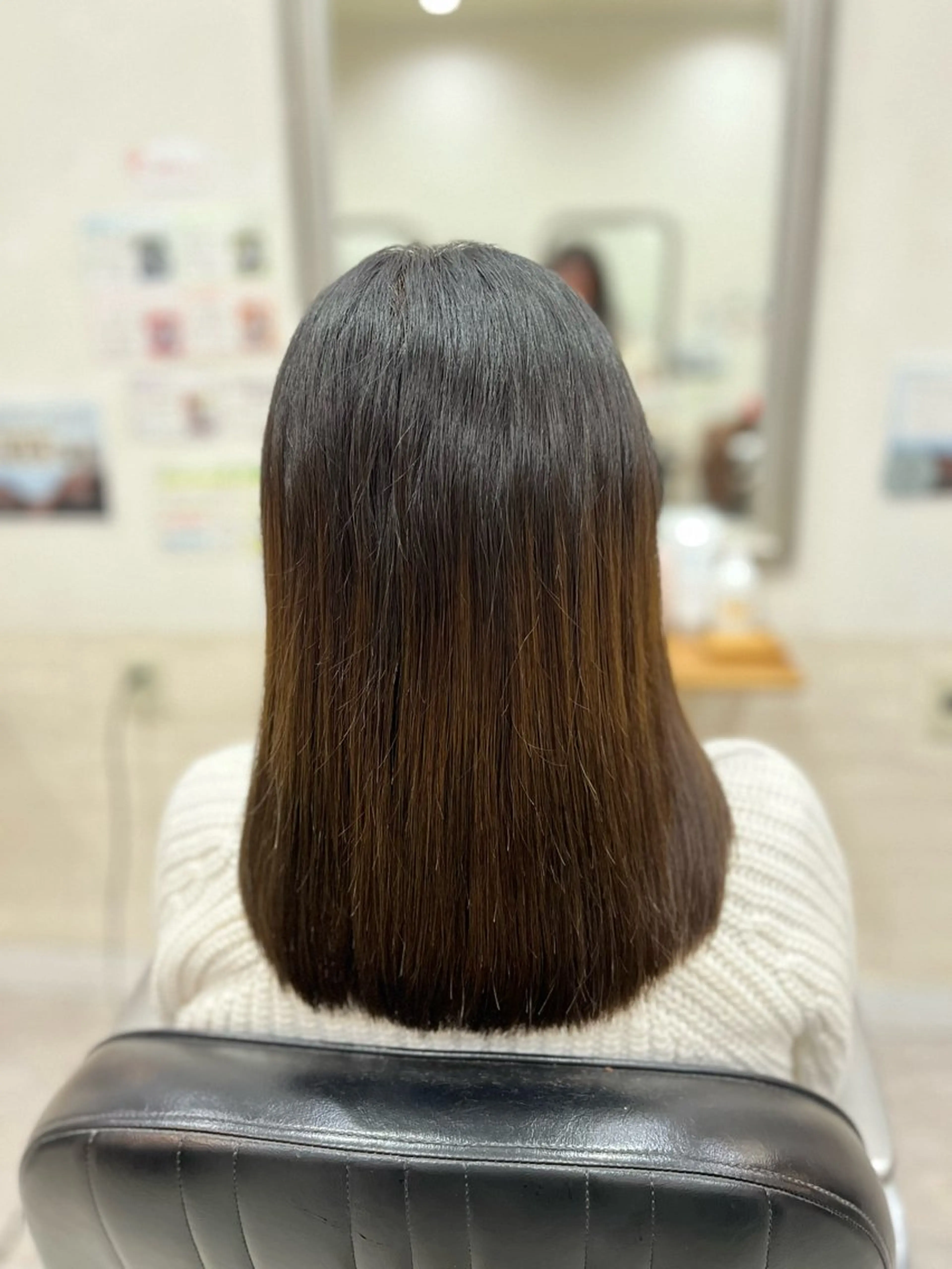 ミディアム 艶髪🥣透明感カラー 🫧前田奈津実のヘアスタイル