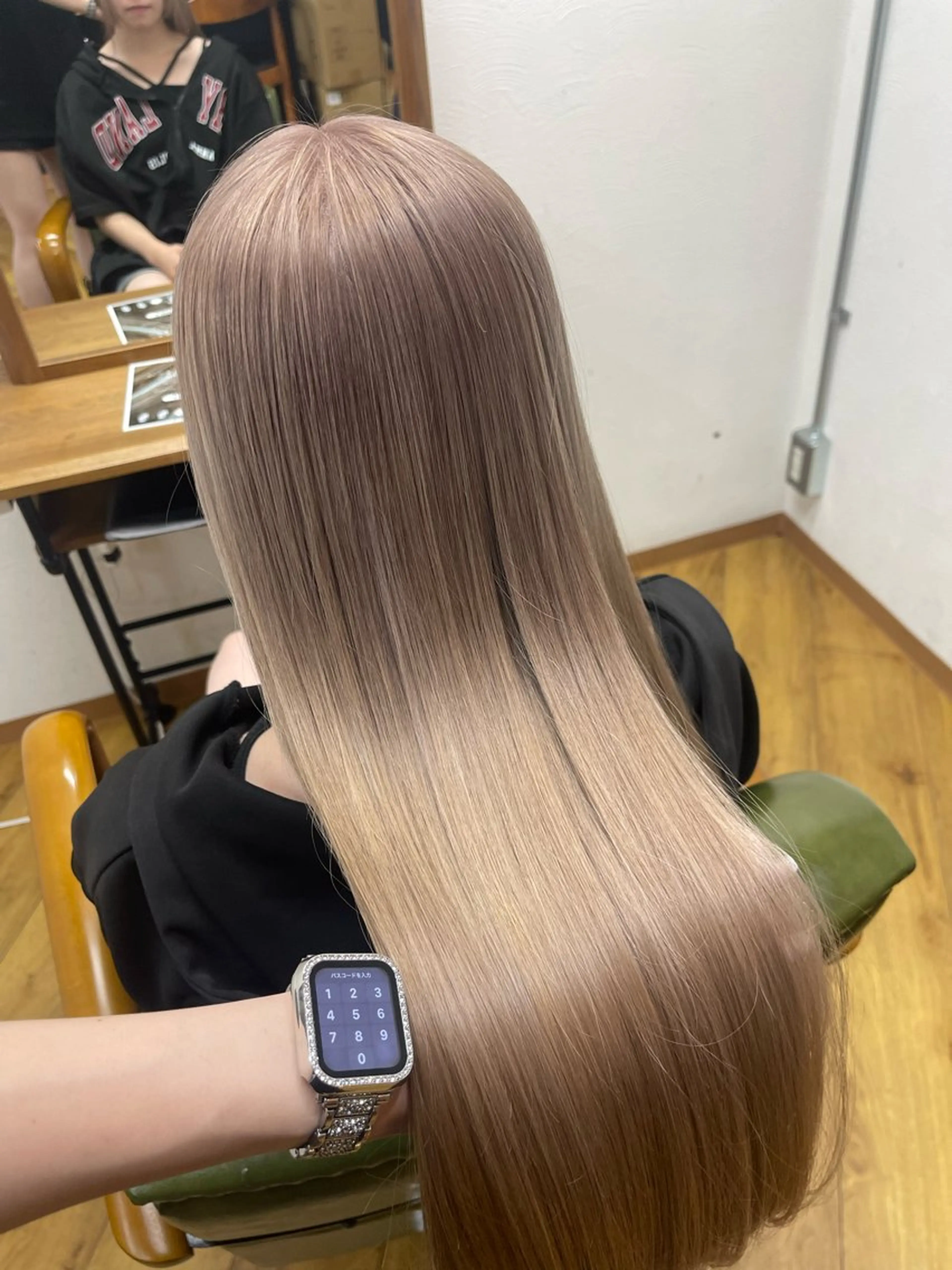 ロング カラー ヘアカラー トリートメント 🪽はづき🫧 簡単垢抜けカラー🪽のヘアスタイル